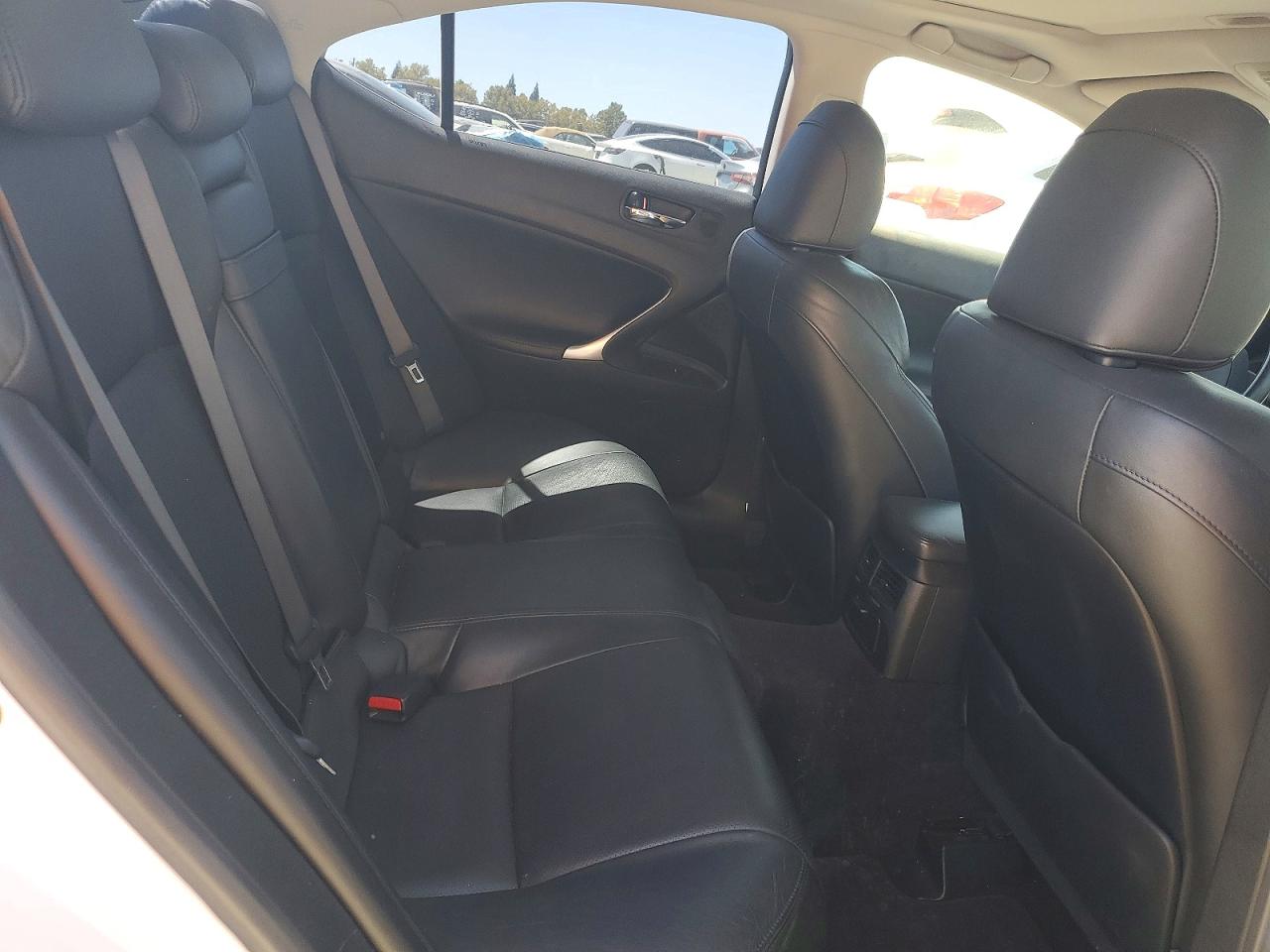 2007 Lexus Is 250 Cream vin: JTHCK262975008203