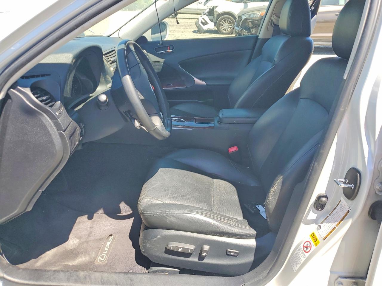 2007 Lexus Is 250 Cream vin: JTHCK262975008203
