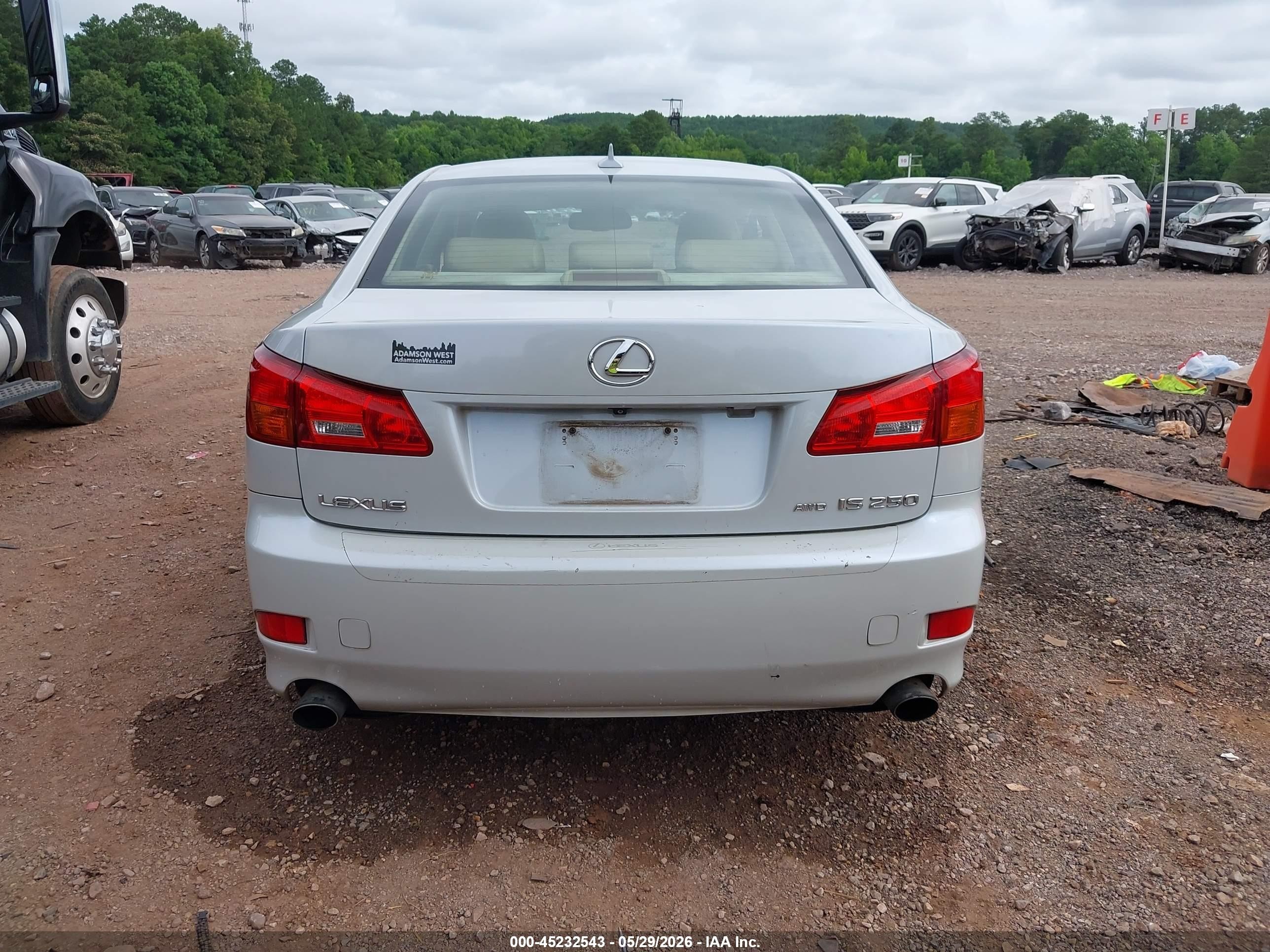 2008 Lexus Is 250   White vin: JTHCK262982020483