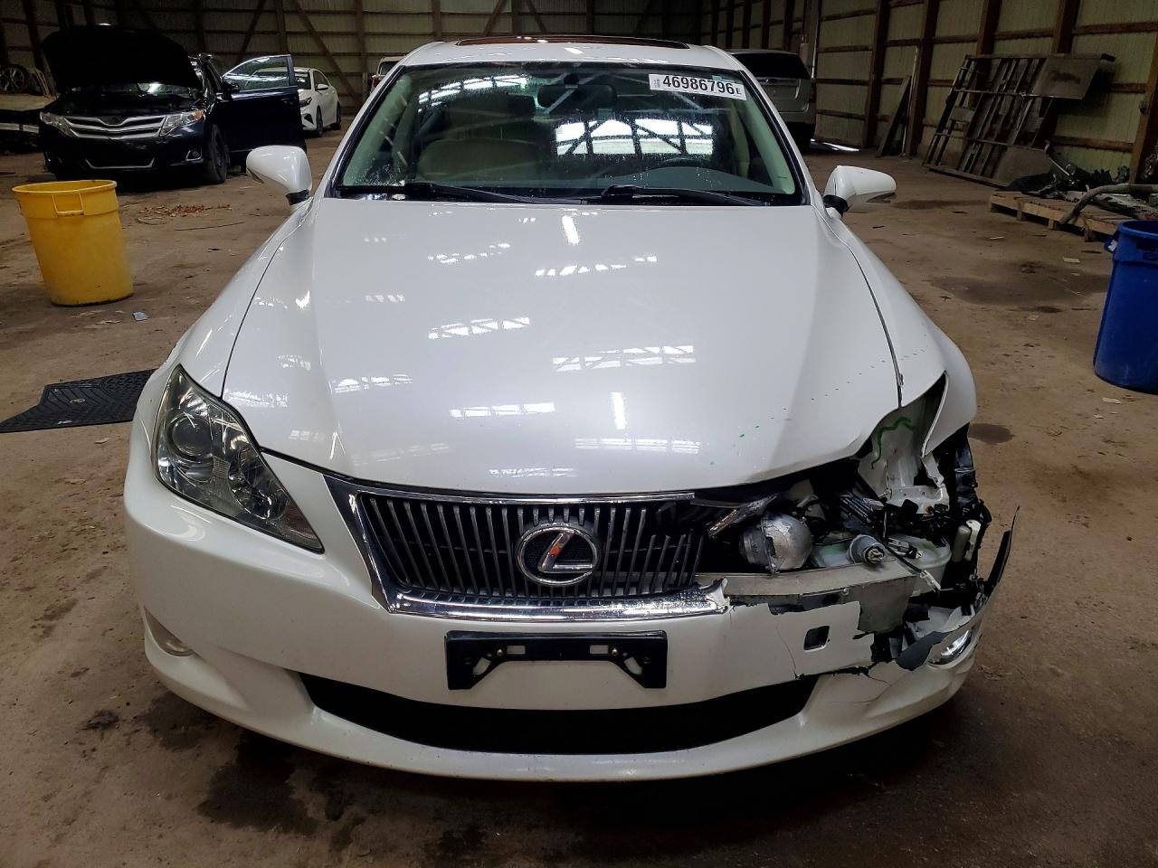 2009 Lexus Is 250 Base White vin: JTHCK262992031145