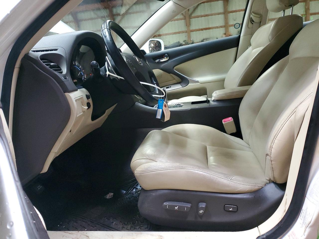 2009 Lexus Is 250 Base White vin: JTHCK262992031145