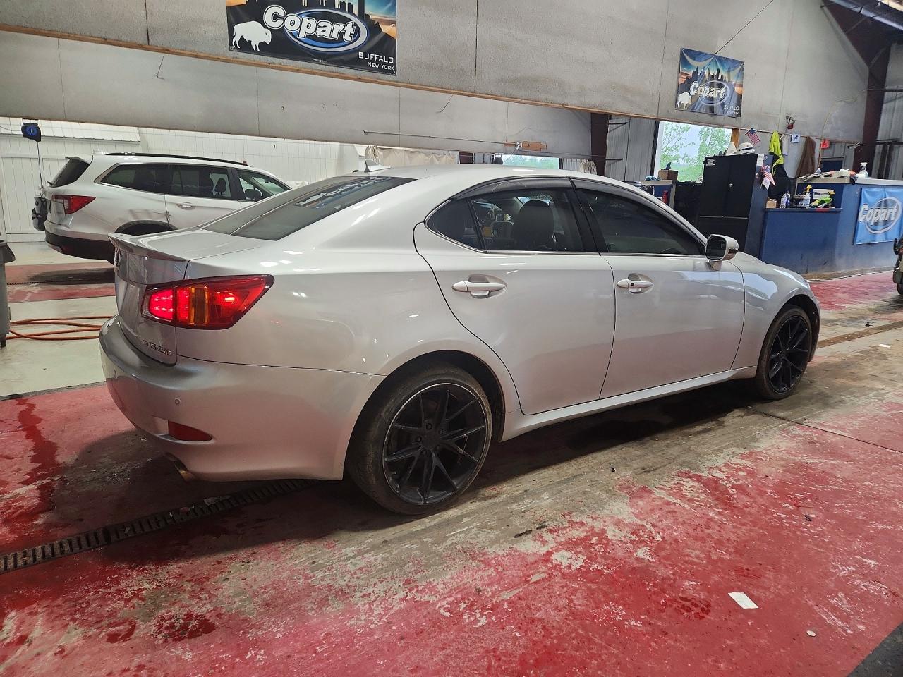 2009 Lexus Is 250 Silver vin: JTHCK262995028082