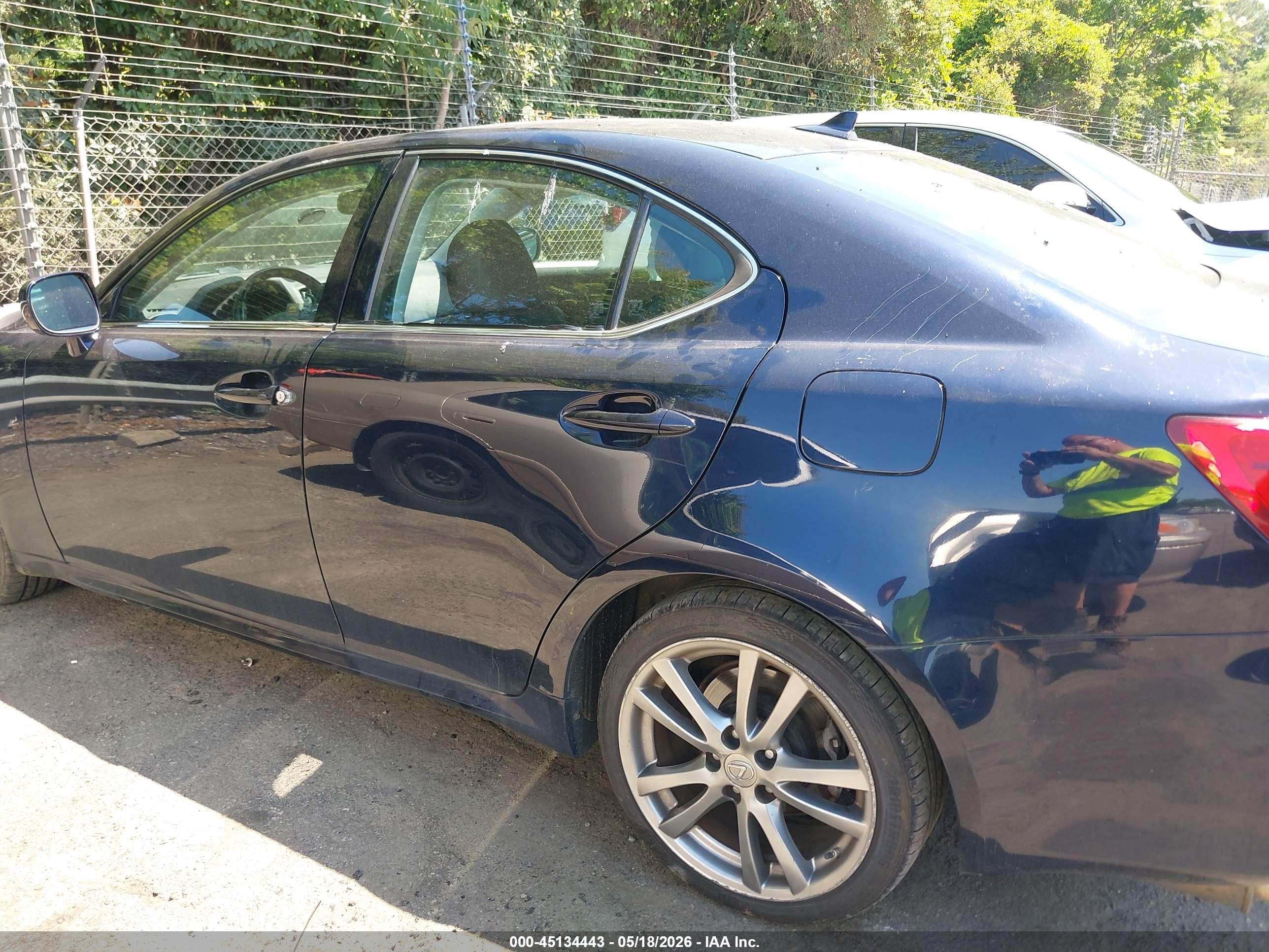 2007 Lexus Is 250   Blue vin: JTHCK262X75012048