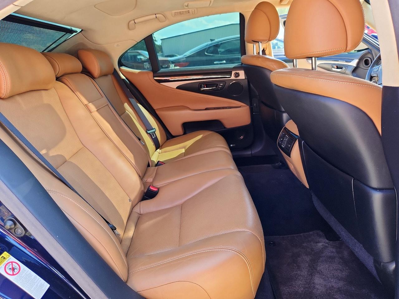 2013 Lexus Ls 460 Blue vin: JTHCL1EF6D5015519
