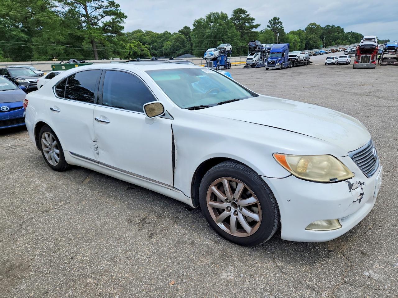 2009 Lexus Ls 460 White vin: JTHCL46F095002966