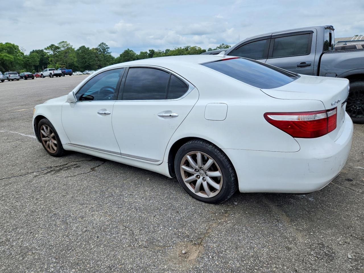 2009 Lexus Ls 460 White vin: JTHCL46F095002966