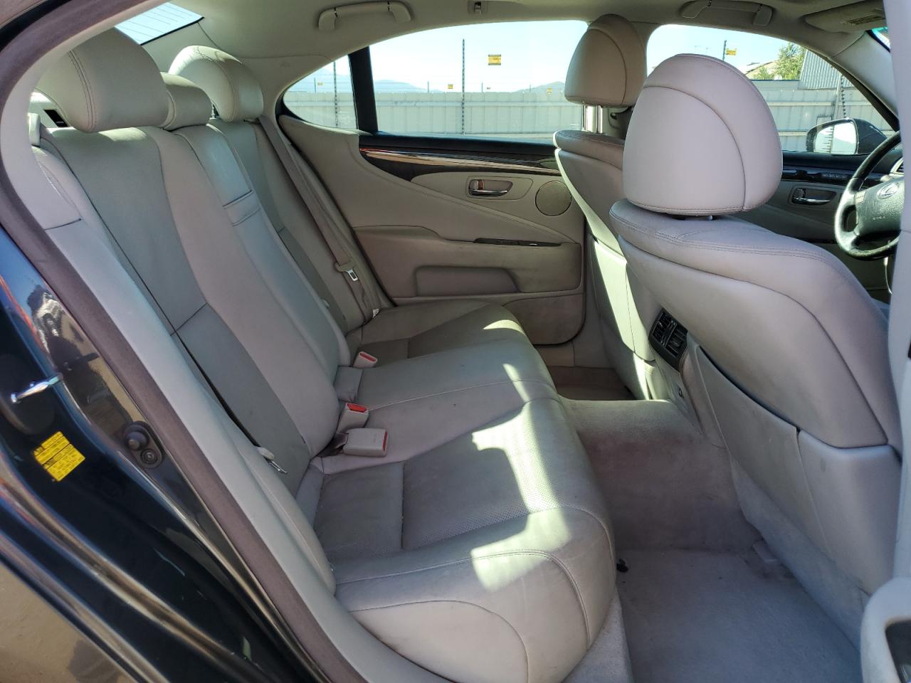 2009 Lexus Ls 460 Black vin: JTHCL46F295002225