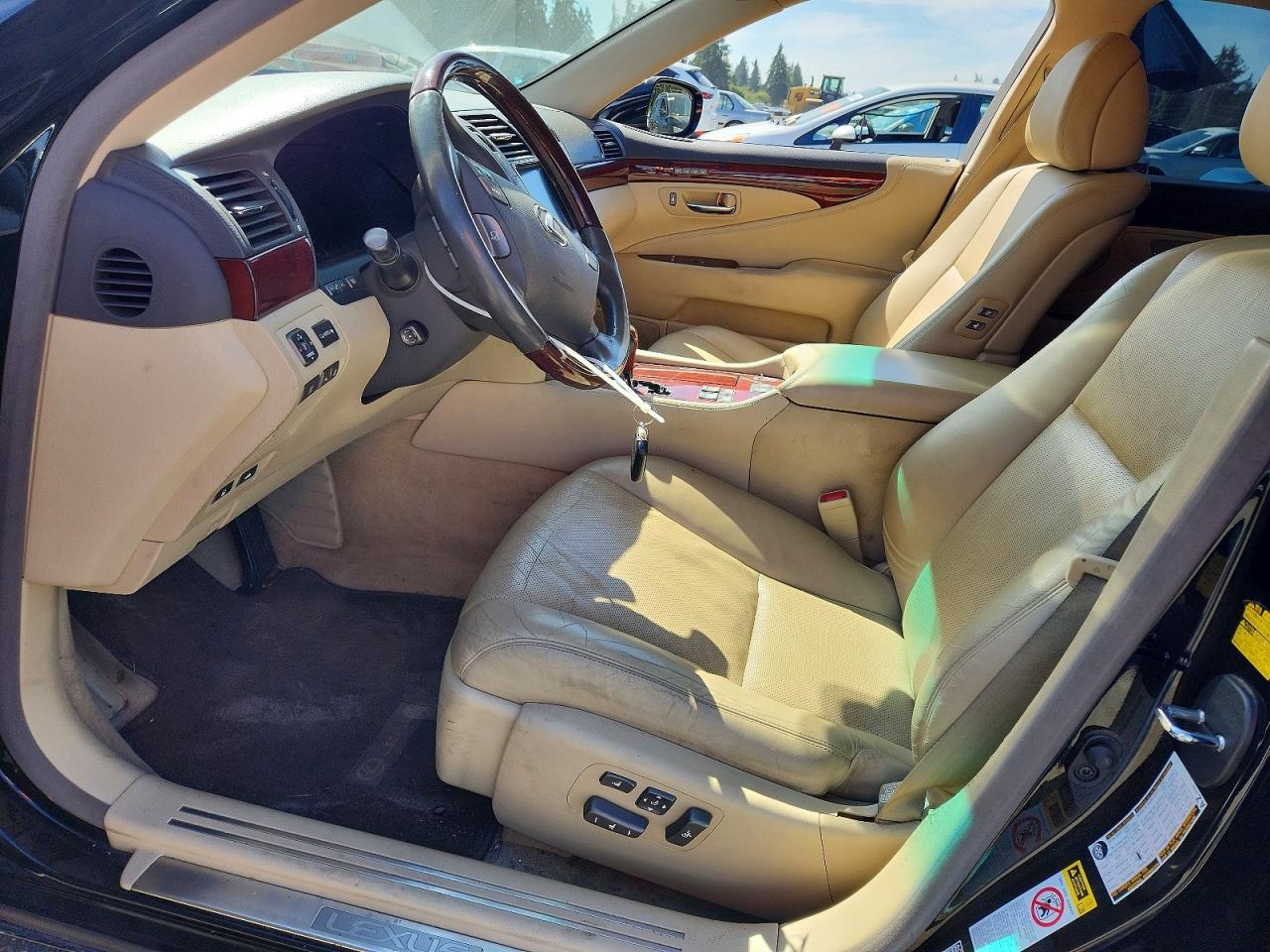 2009 Lexus Ls 460 Black vin: JTHCL46F595002414
