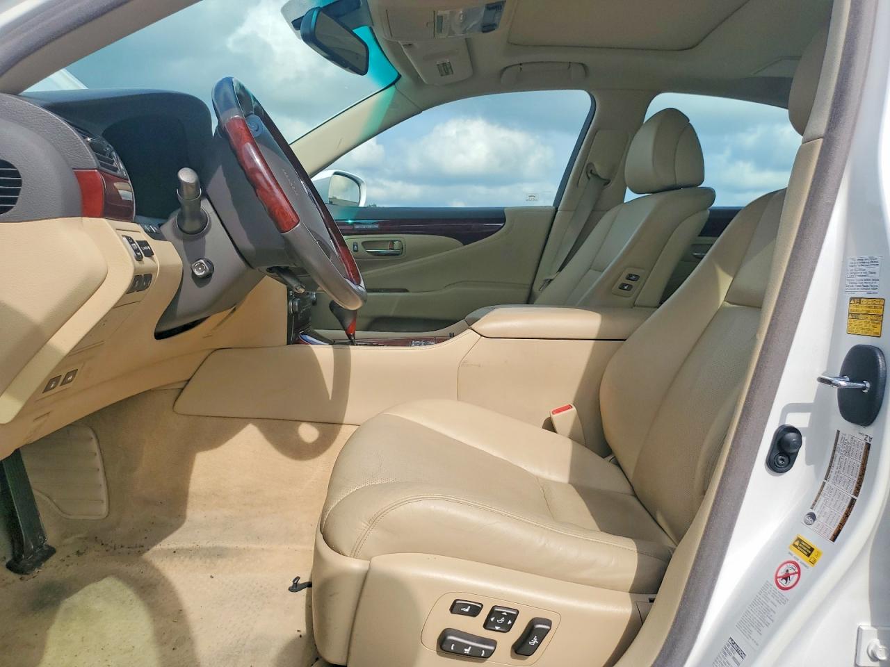 2009 Lexus Ls 460 White vin: JTHCL46F695001577