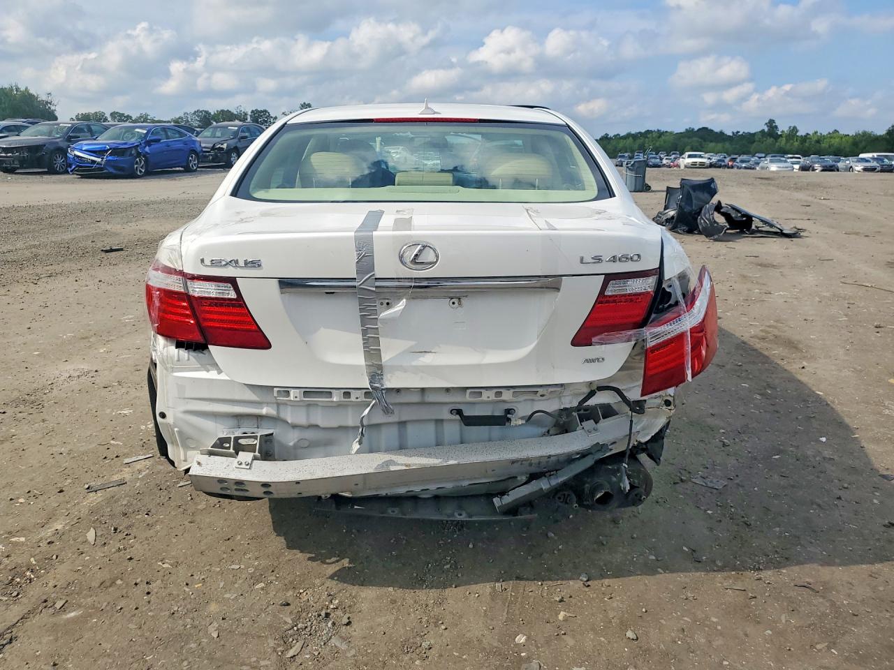 2009 Lexus Ls 460 White vin: JTHCL46F695001577