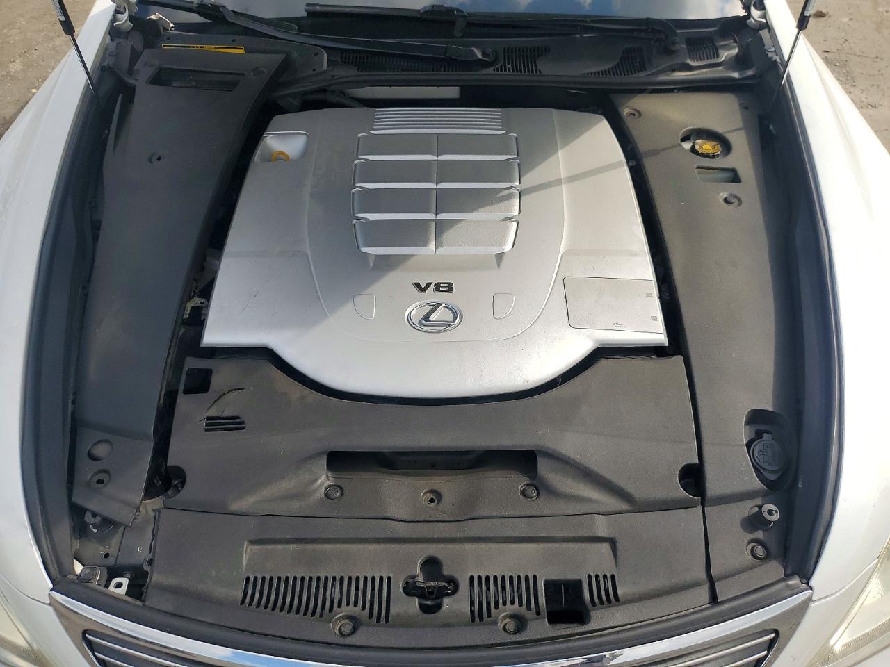 2009 Lexus Ls 460 White vin: JTHCL46F695001577