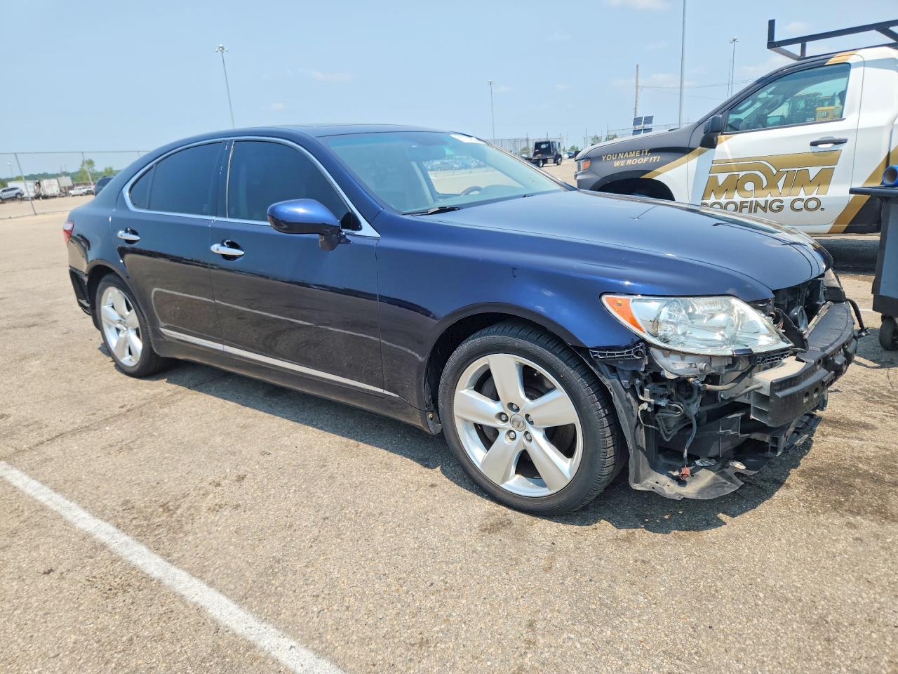 2009 Lexus Ls 460 Blue vin: JTHCL46F895001161
