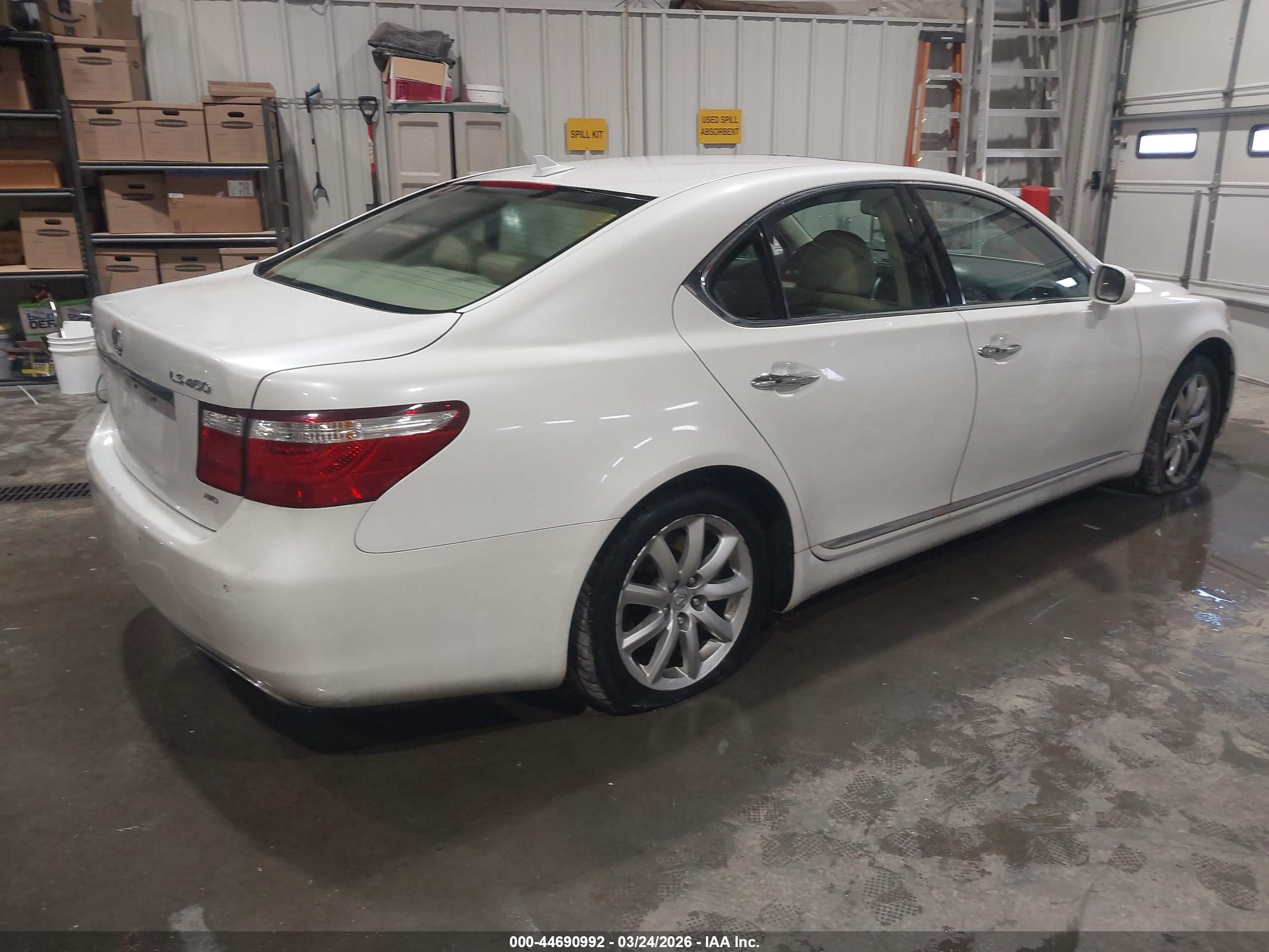 2009 Lexus Ls 460   White vin: JTHCL46FX95002327