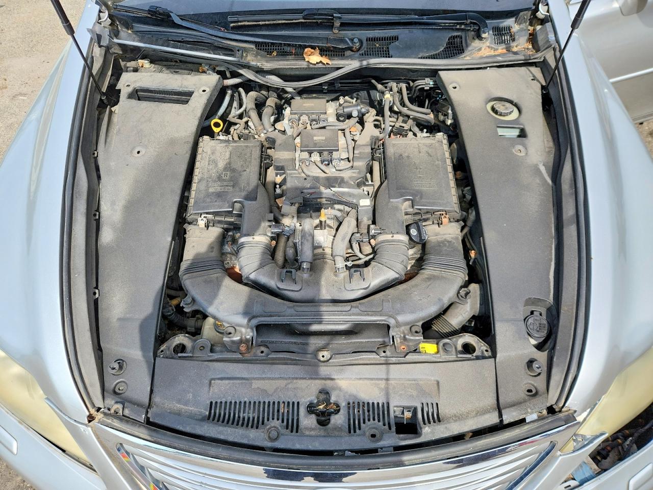 2010 Lexus Ls 460 Silver vin: JTHCL5EF0A5006088