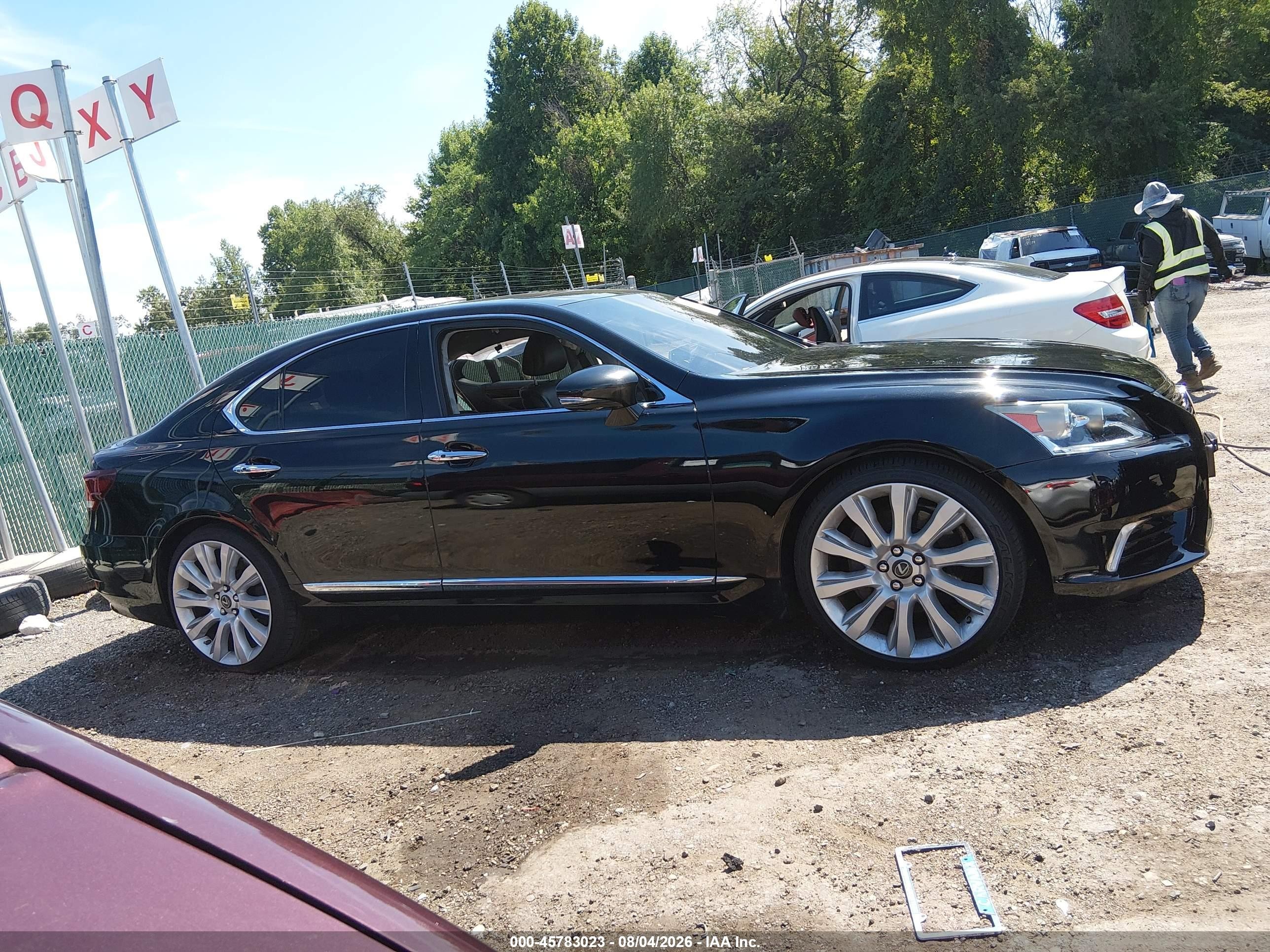 2013 Lexus Ls 460   Black vin: JTHCL5EF0D5018195