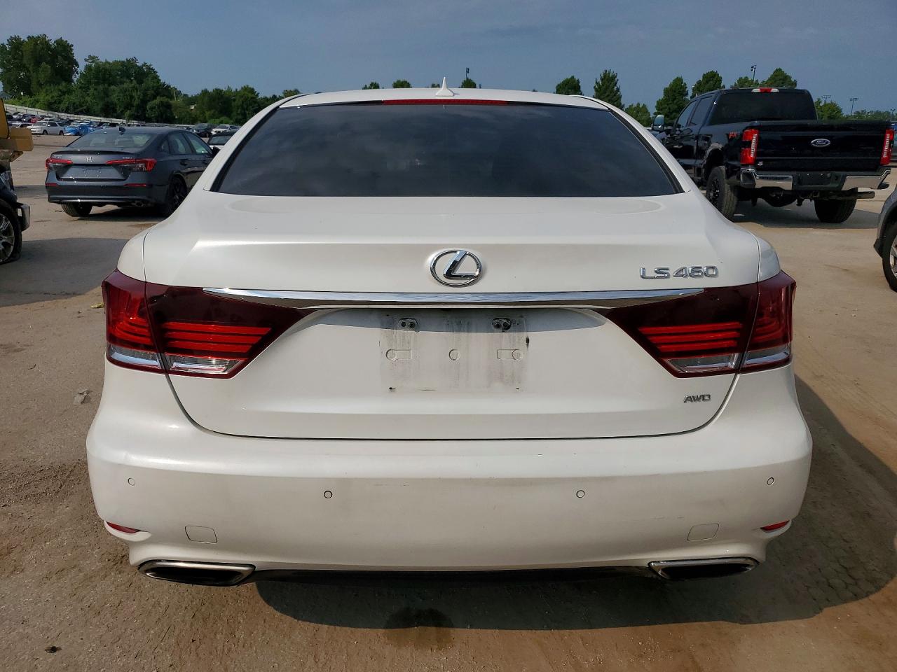 2013 Lexus Ls 460 White vin: JTHCL5EF0D5019251