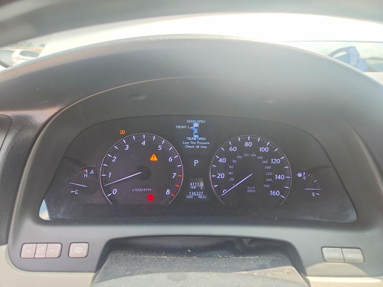 2010 Lexus Ls 460 Silver vin: JTHCL5EF2A5008098