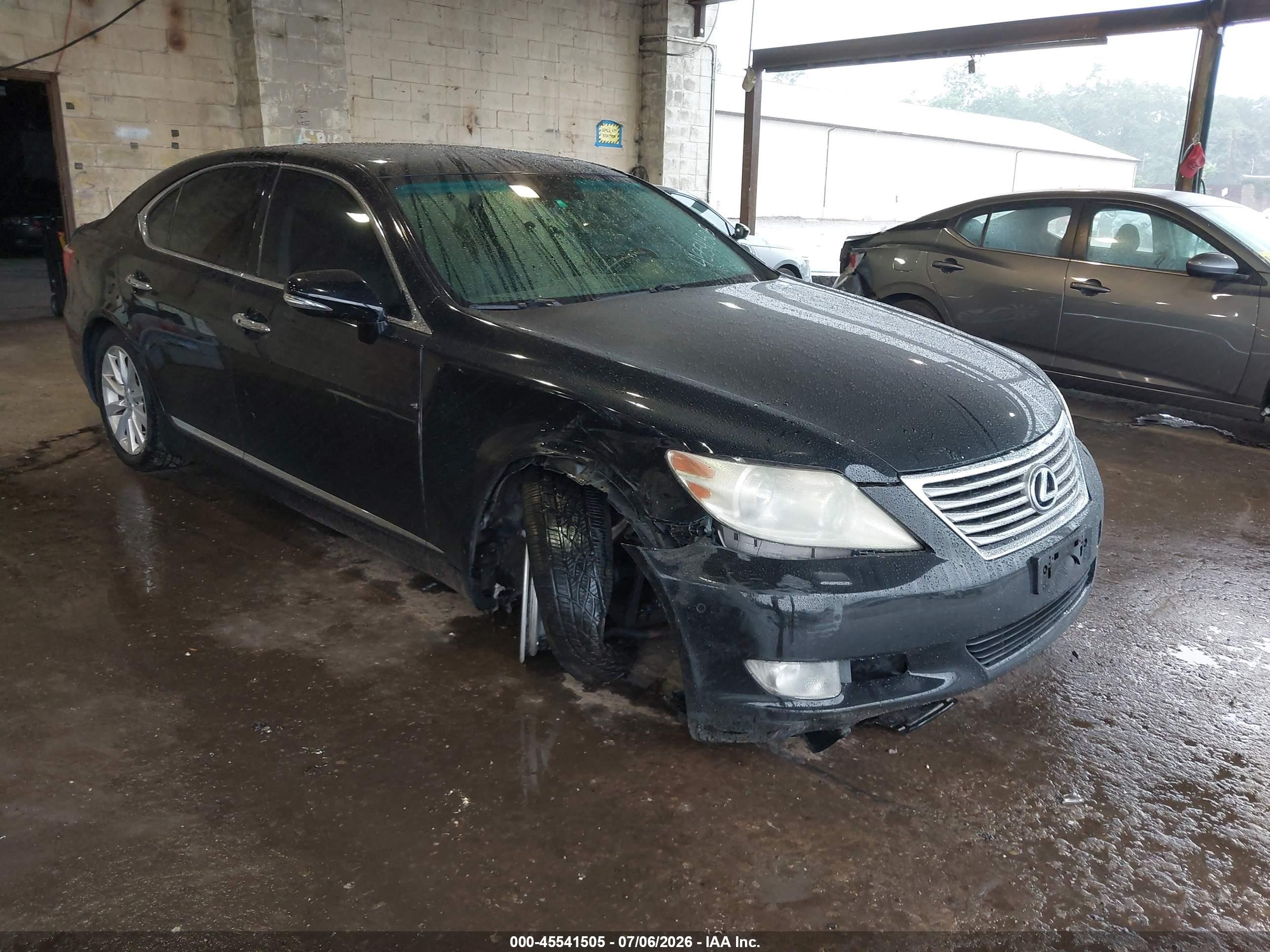 2011 Lexus Ls 460   Black vin: JTHCL5EF2B5010435