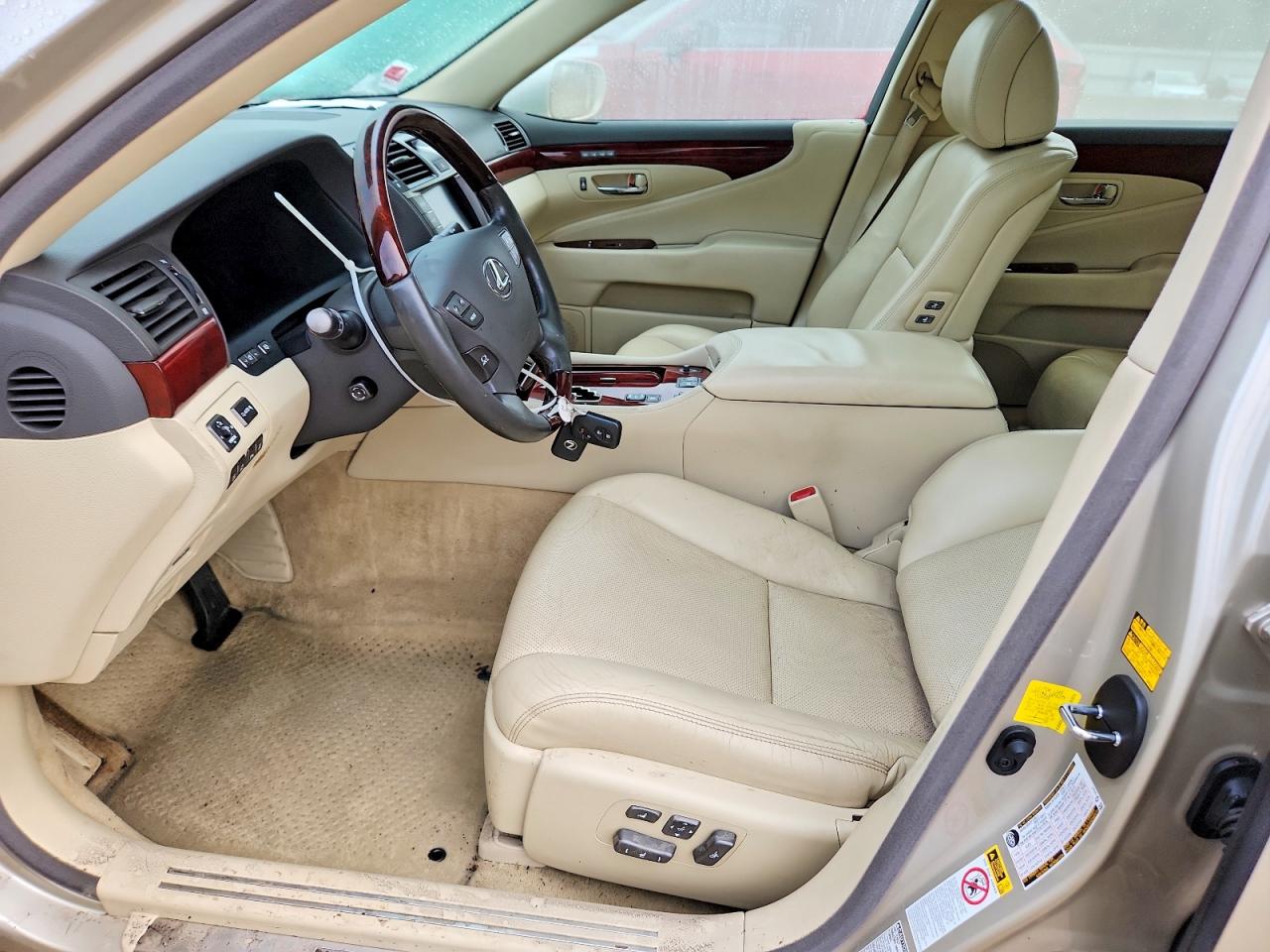 2012 Lexus Ls 460 Beige vin: JTHCL5EF2C5014065