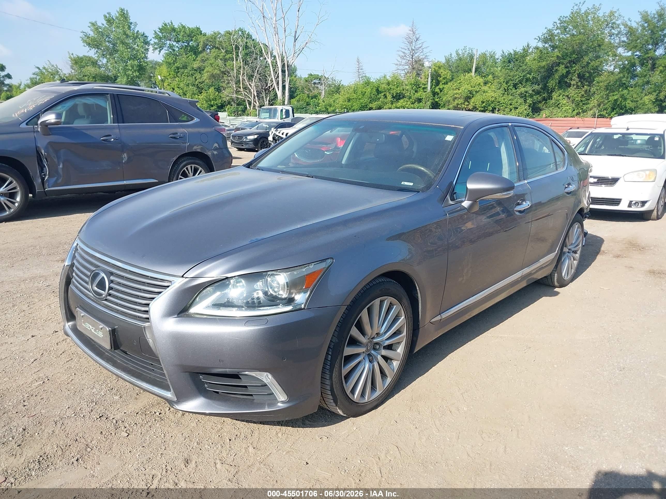 2014 Lexus Ls 460   Серый vin: JTHCL5EF2E5019818