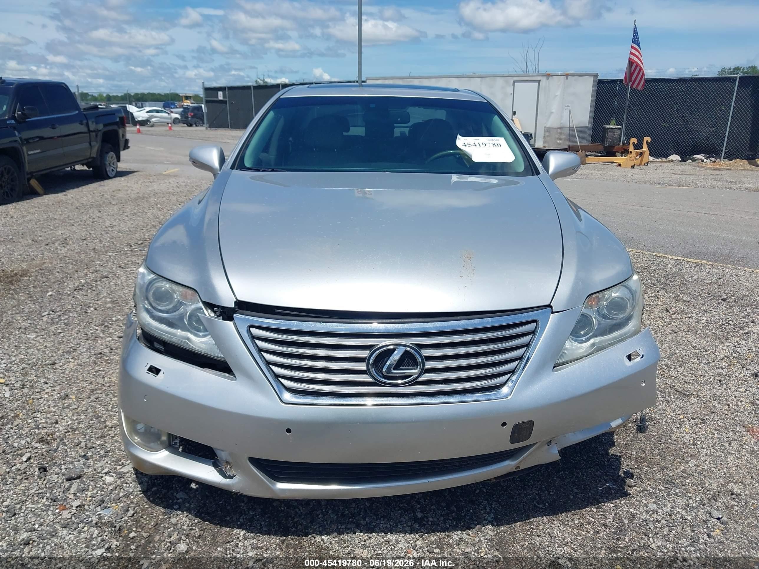 2012 Lexus Ls 460   Silver vin: JTHCL5EF3C5015029