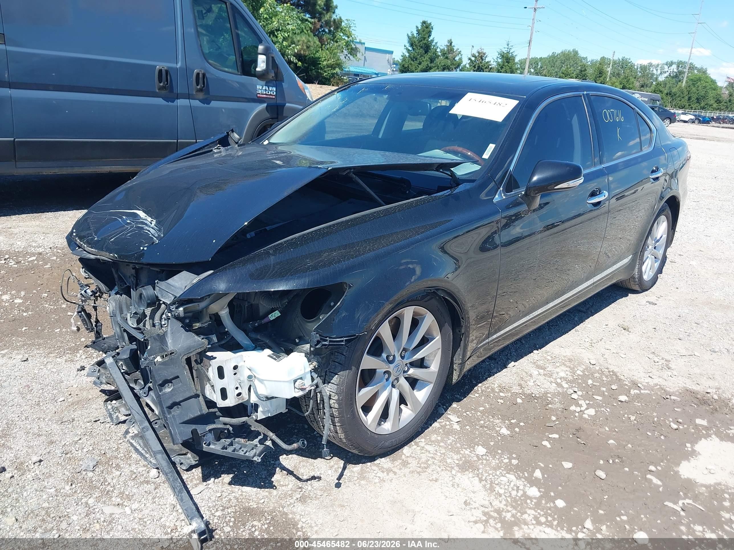 2010 Lexus Ls 460   Black vin: JTHCL5EF4A5007616