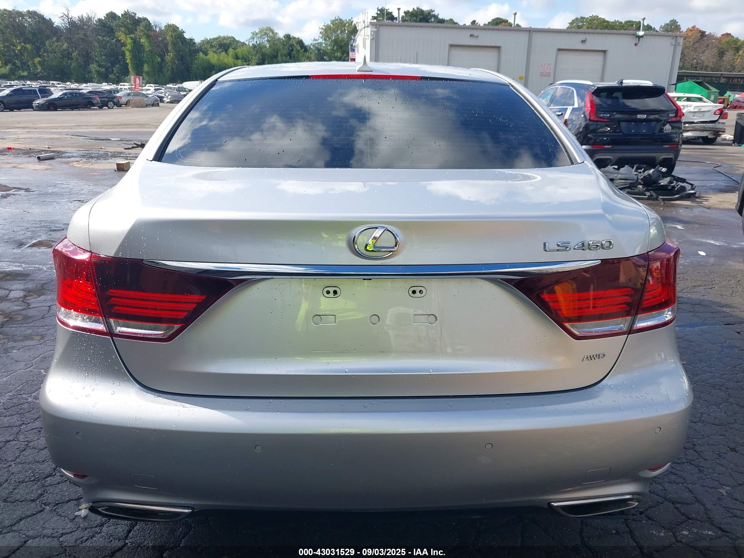 2013 Lexus Ls 460 Серебряный vin: JTHCL5EF4D5019317