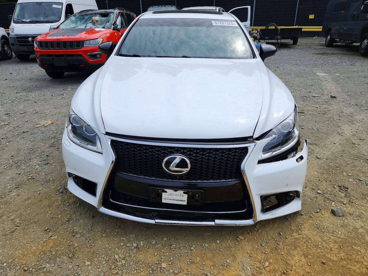 2015 Lexus Ls 460 White vin: JTHCL5EF4F5024374