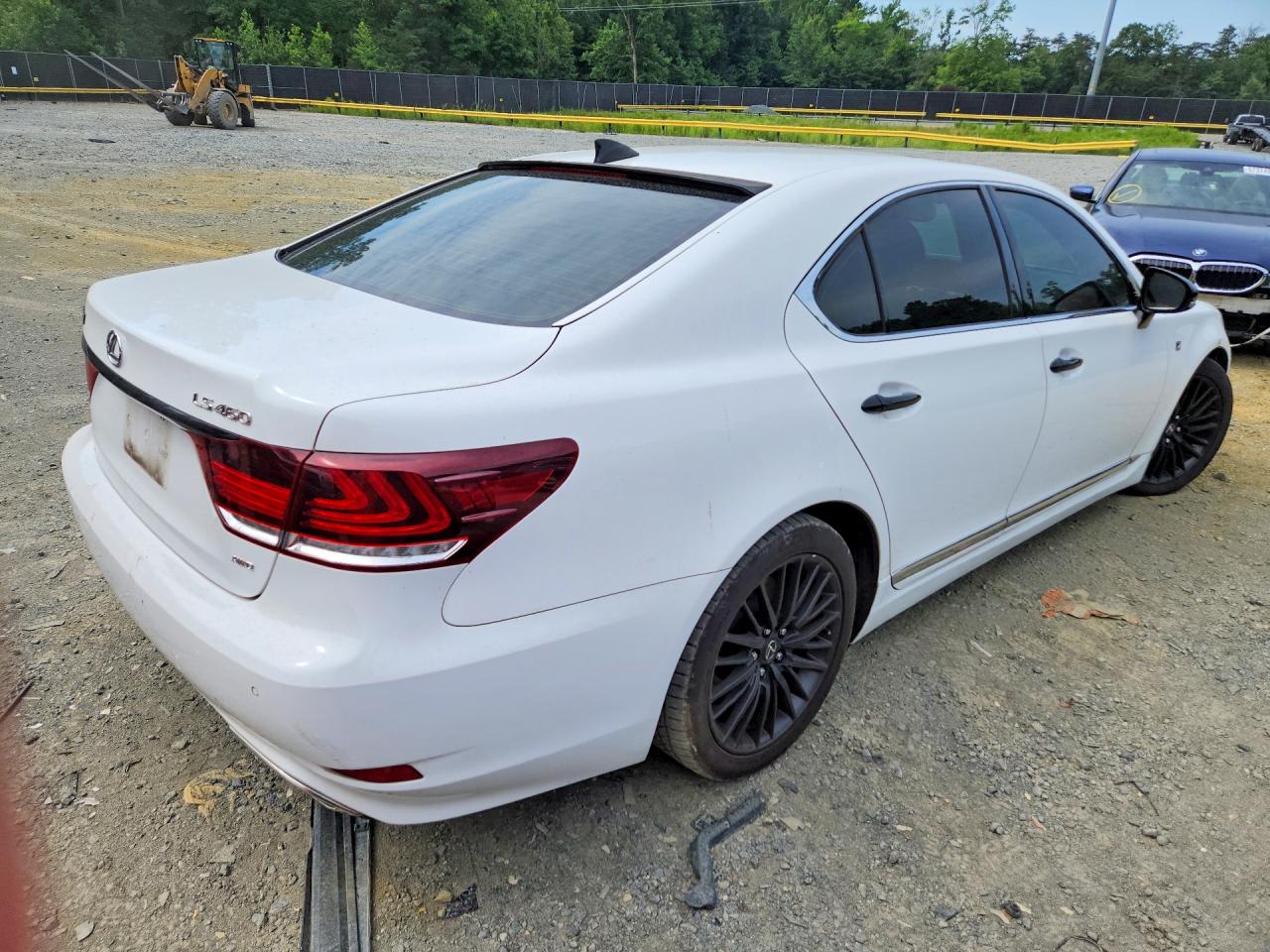 2015 Lexus Ls 460 White vin: JTHCL5EF4F5024374