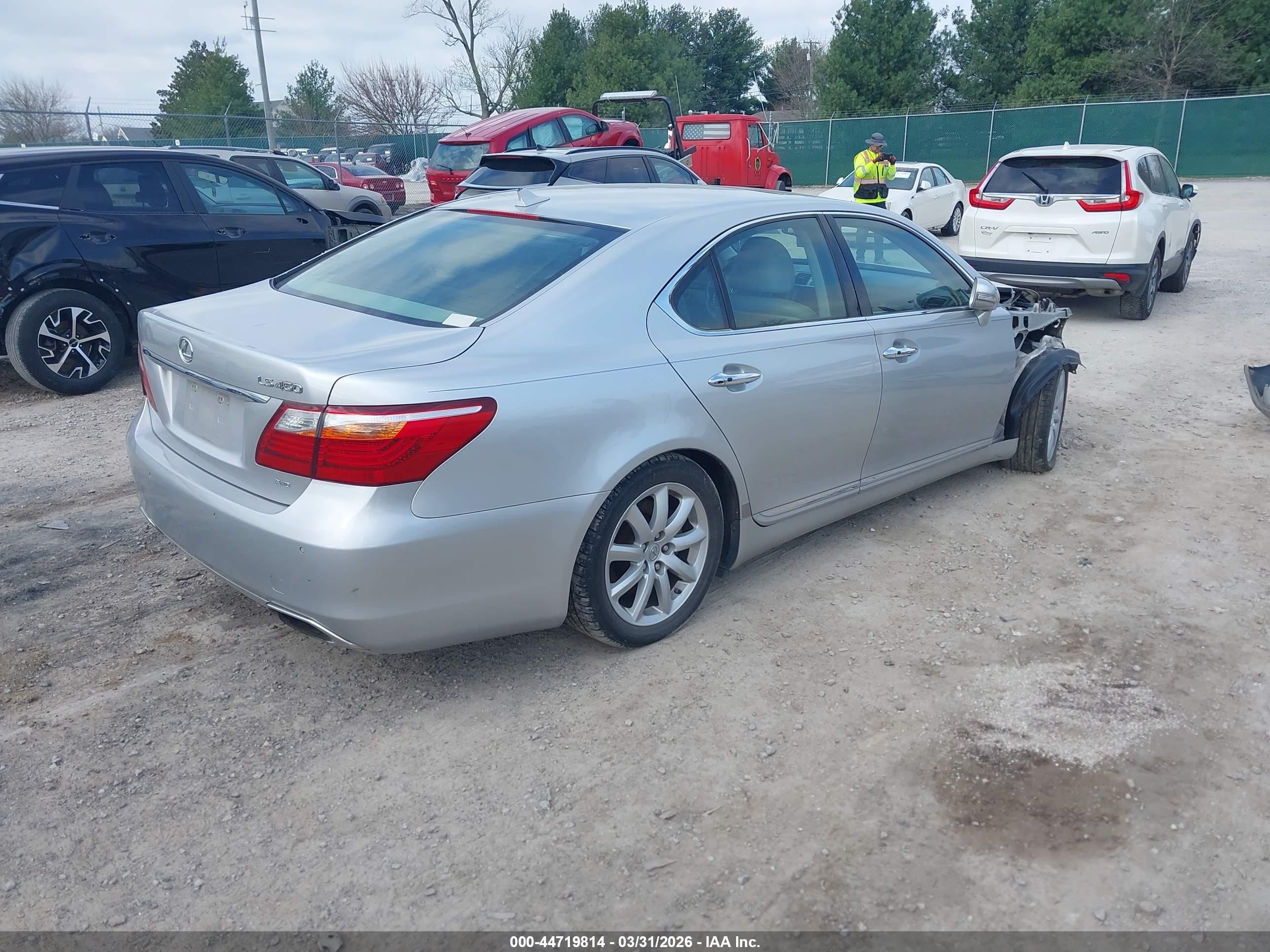 2011 Lexus Ls 460   Silver vin: JTHCL5EF5B5009344