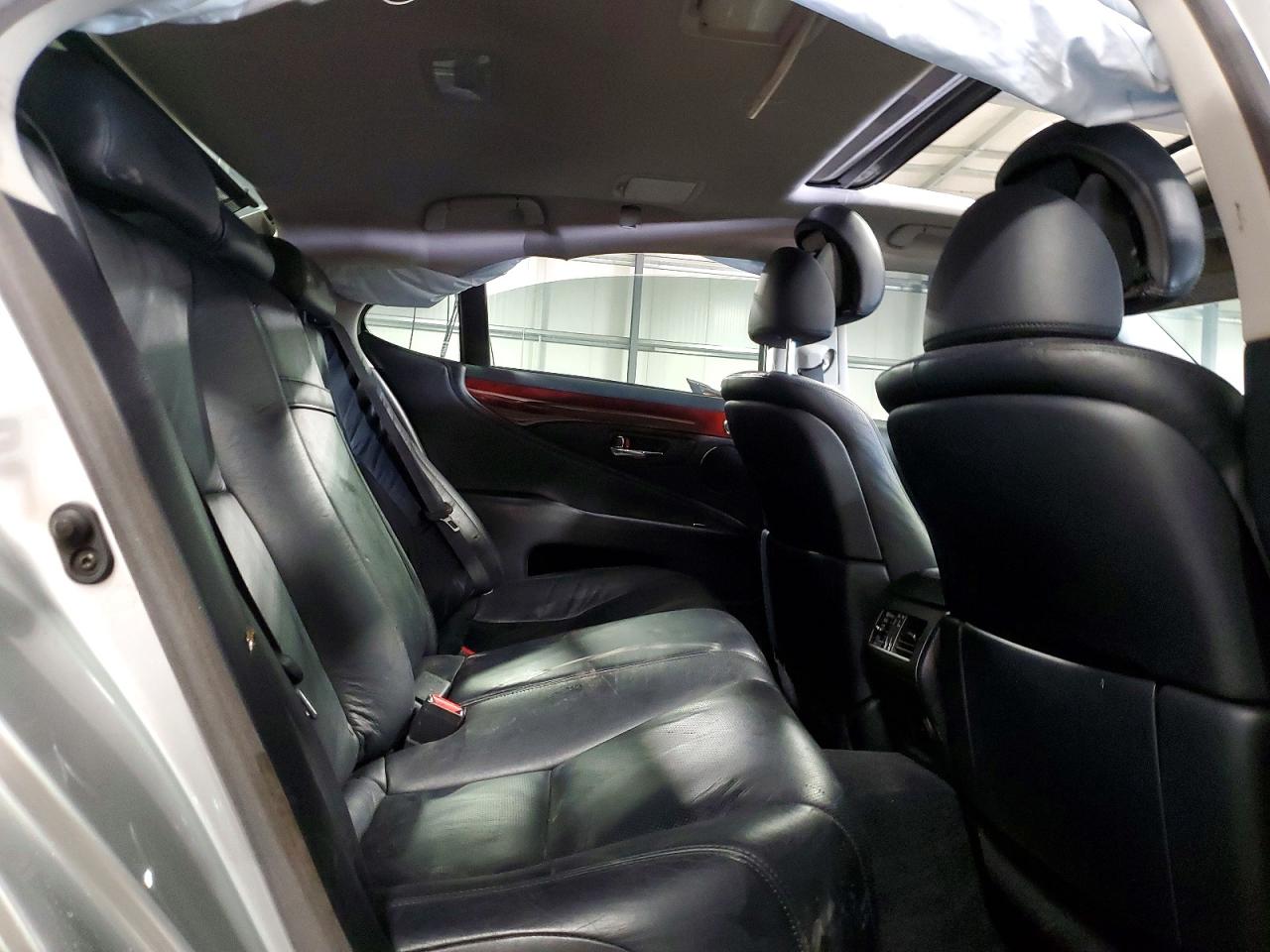 2010 Lexus Ls 460 Серебряный vin: JTHCL5EF6A5005527
