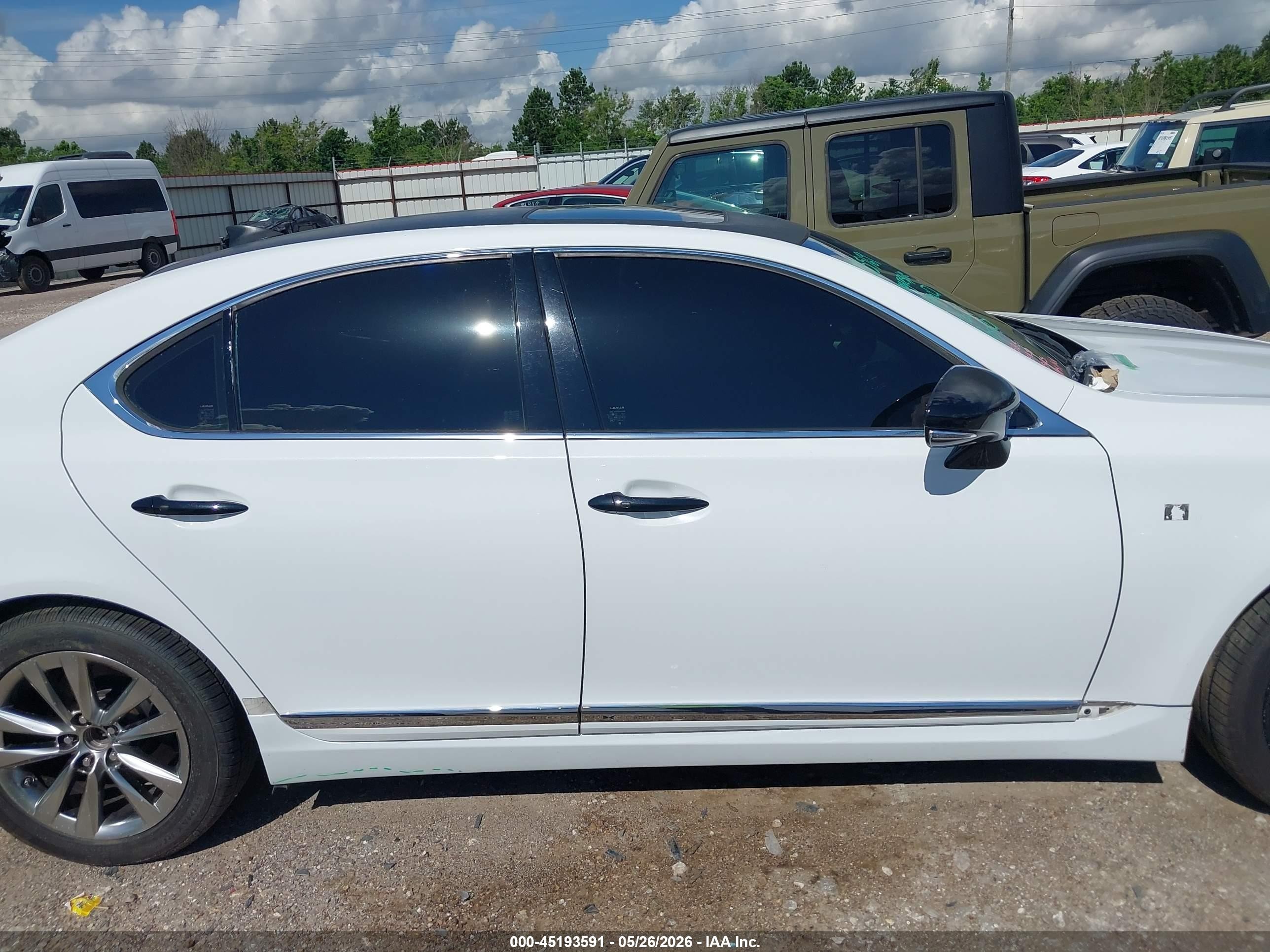 2015 Lexus Ls 460 Crafted Line White vin: JTHCL5EF6F5024019