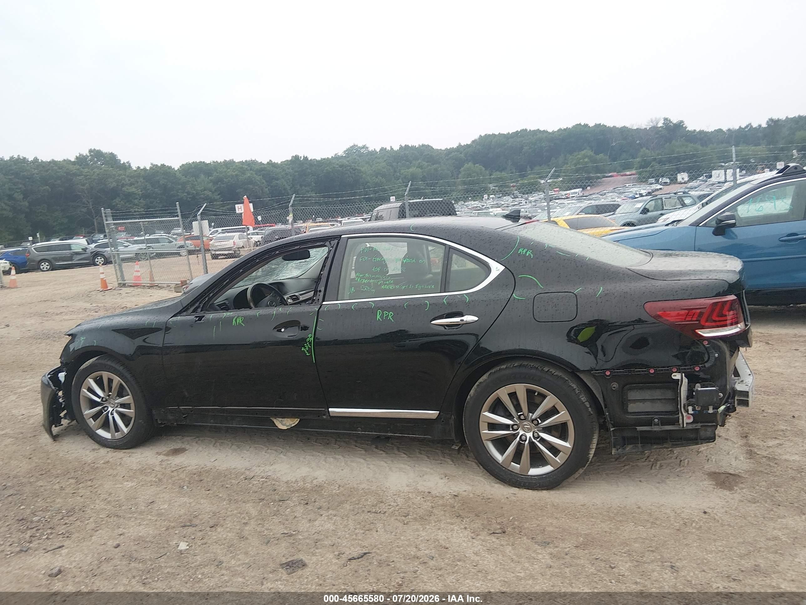 2015 Lexus Ls 460   Black vin: JTHCL5EF6F5024098