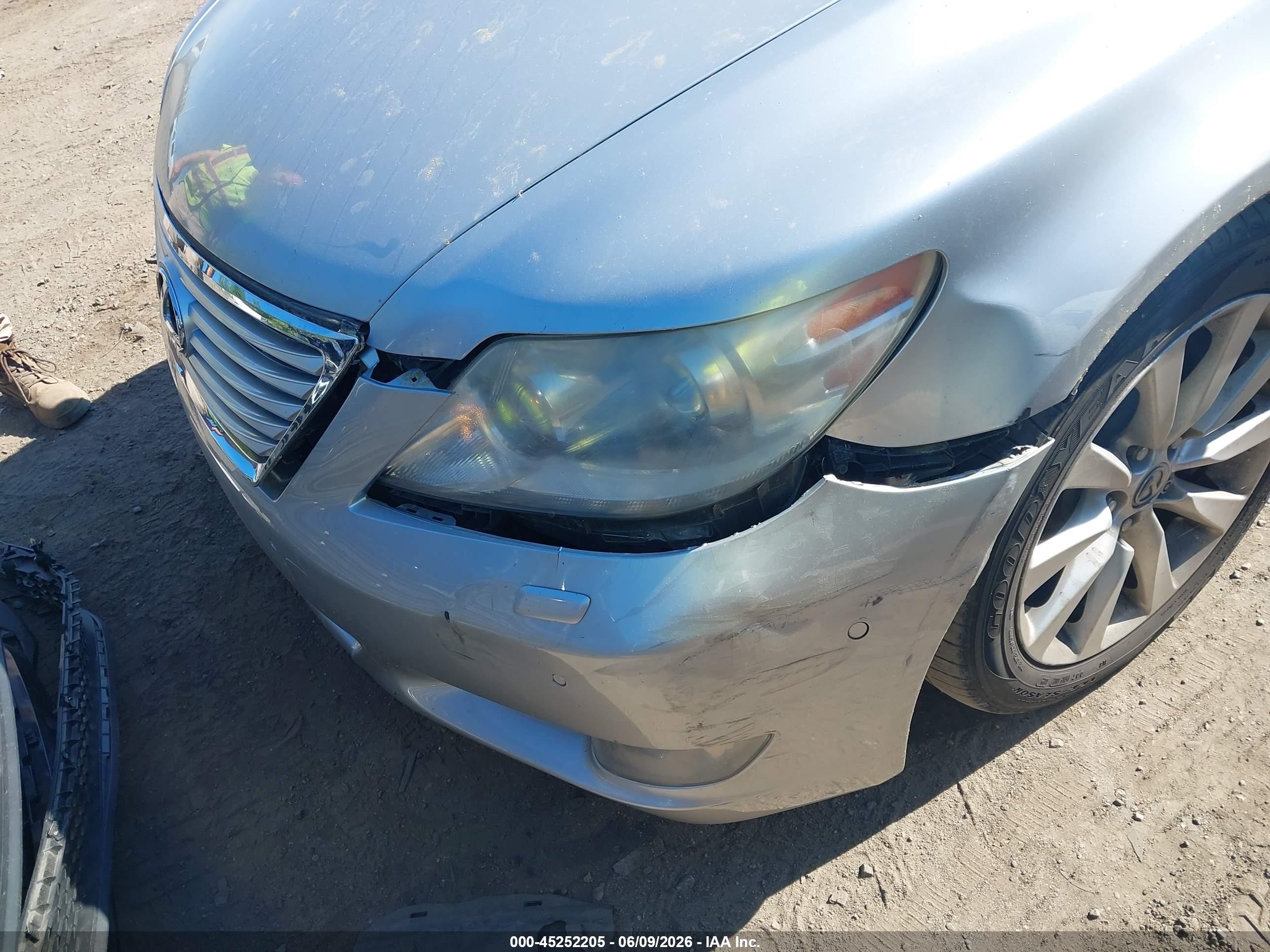 2012 Lexus Ls 460   Silver vin: JTHCL5EF7C5014255