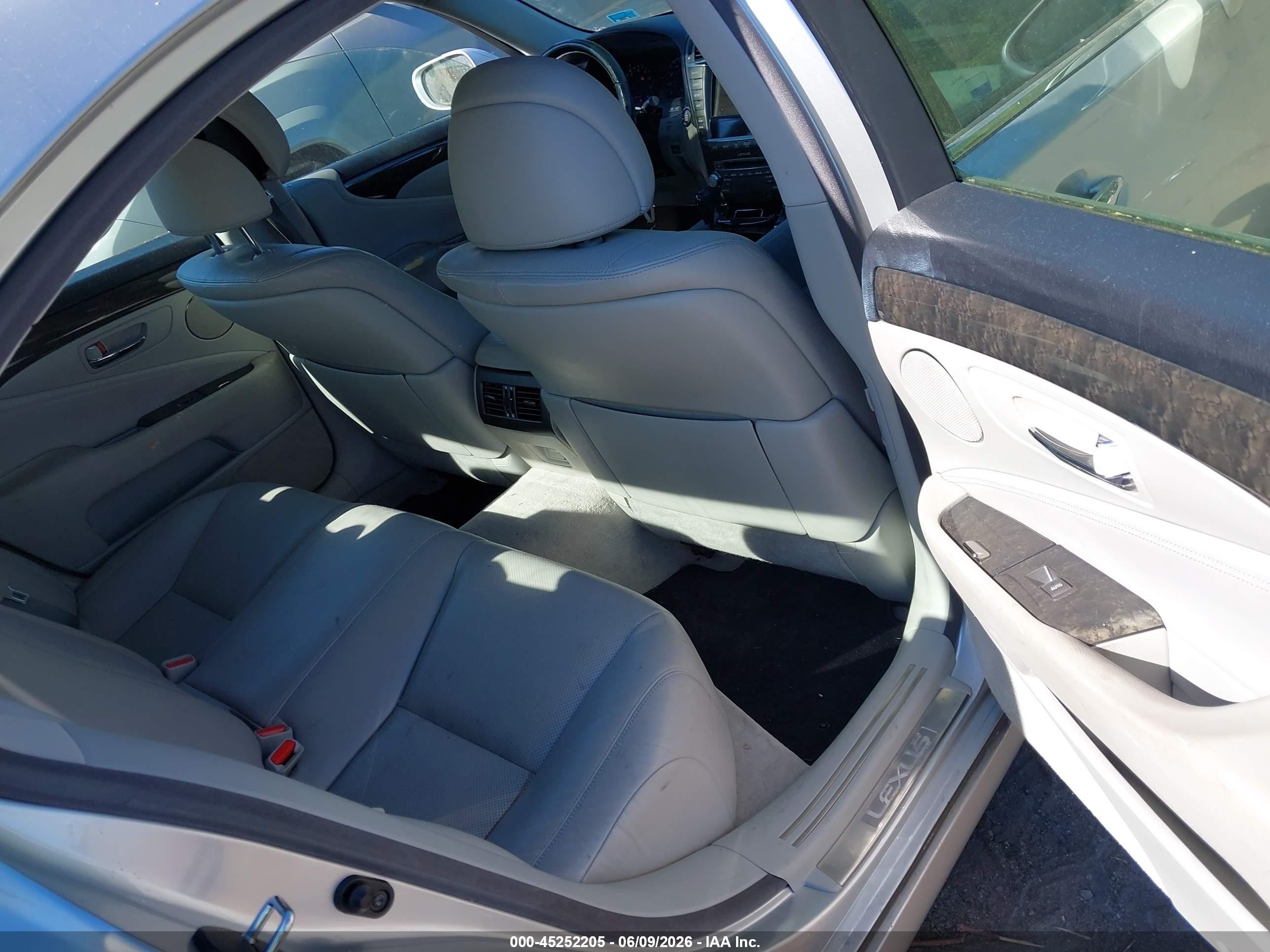 2012 Lexus Ls 460   Silver vin: JTHCL5EF7C5014255