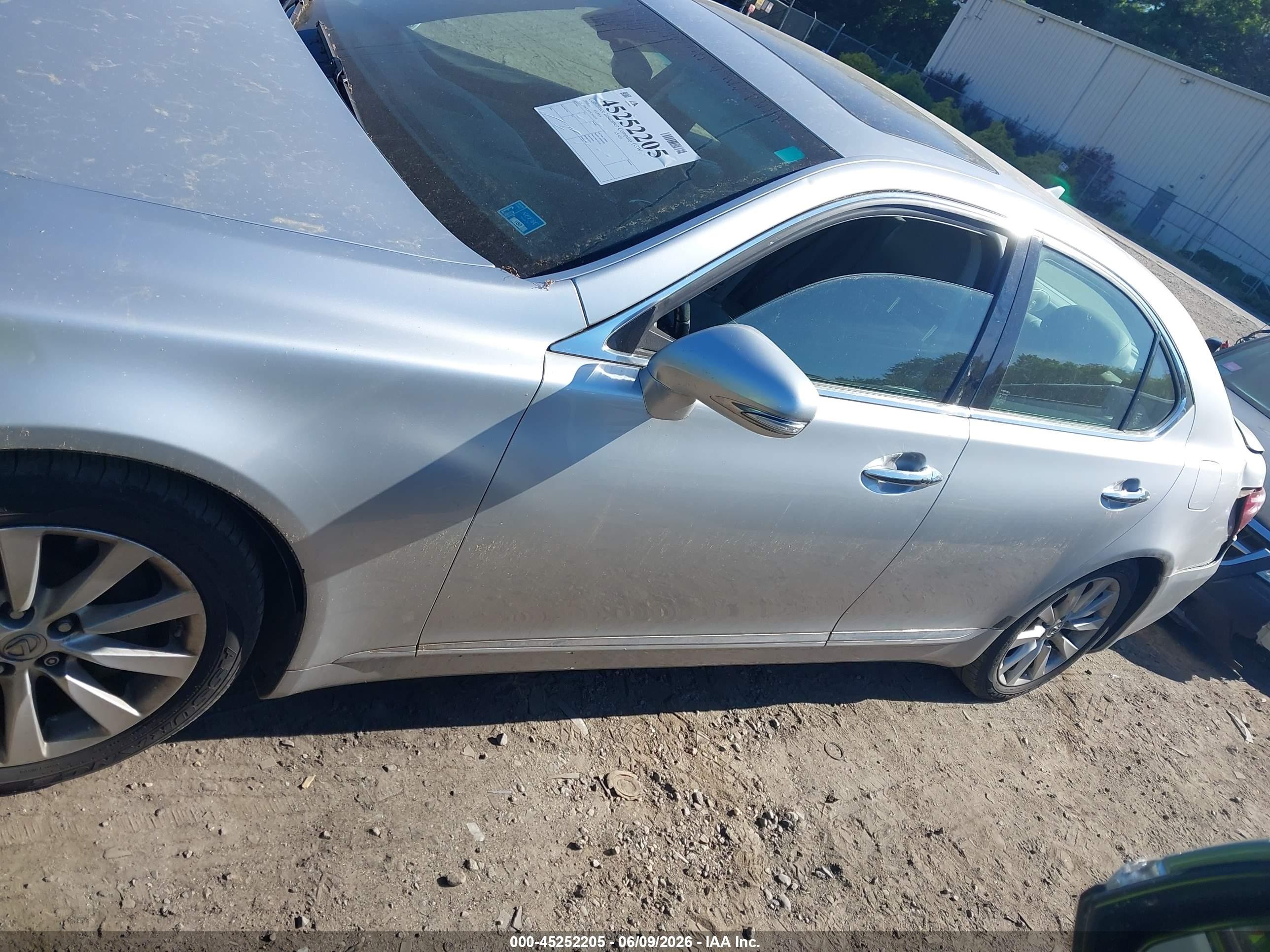 2012 Lexus Ls 460   Silver vin: JTHCL5EF7C5014255