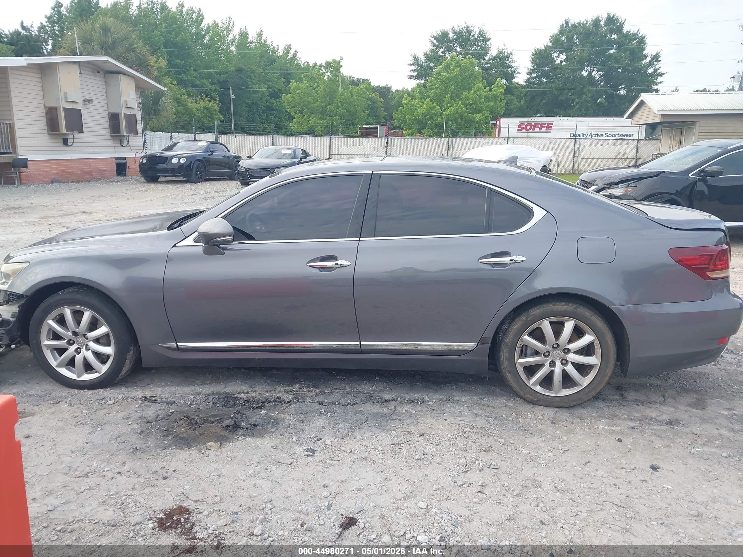 2013 Lexus Ls 460   Gray vin: JTHCL5EF7D5016170