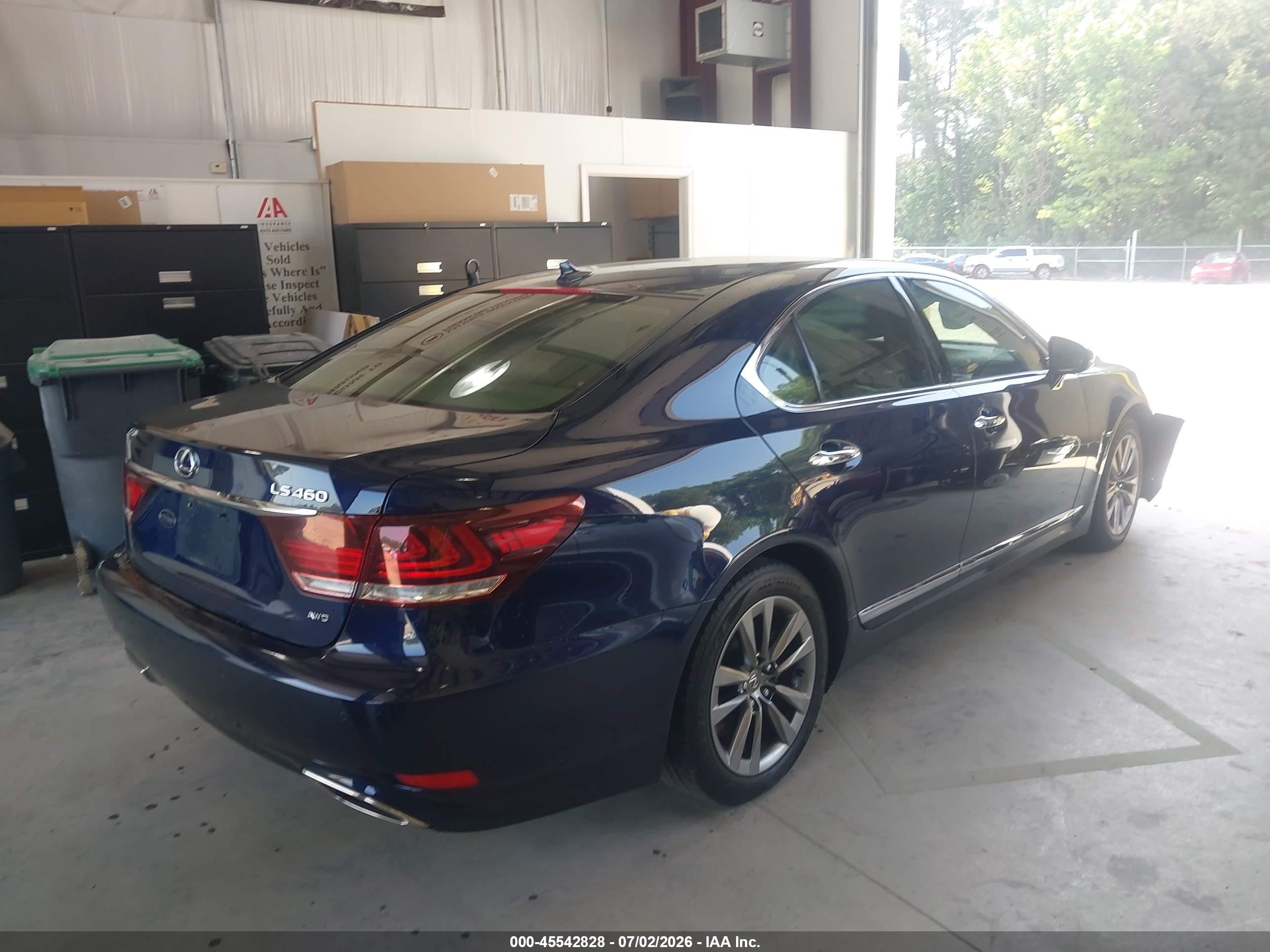 2013 Lexus Ls 460   Синий vin: JTHCL5EF7D5017514