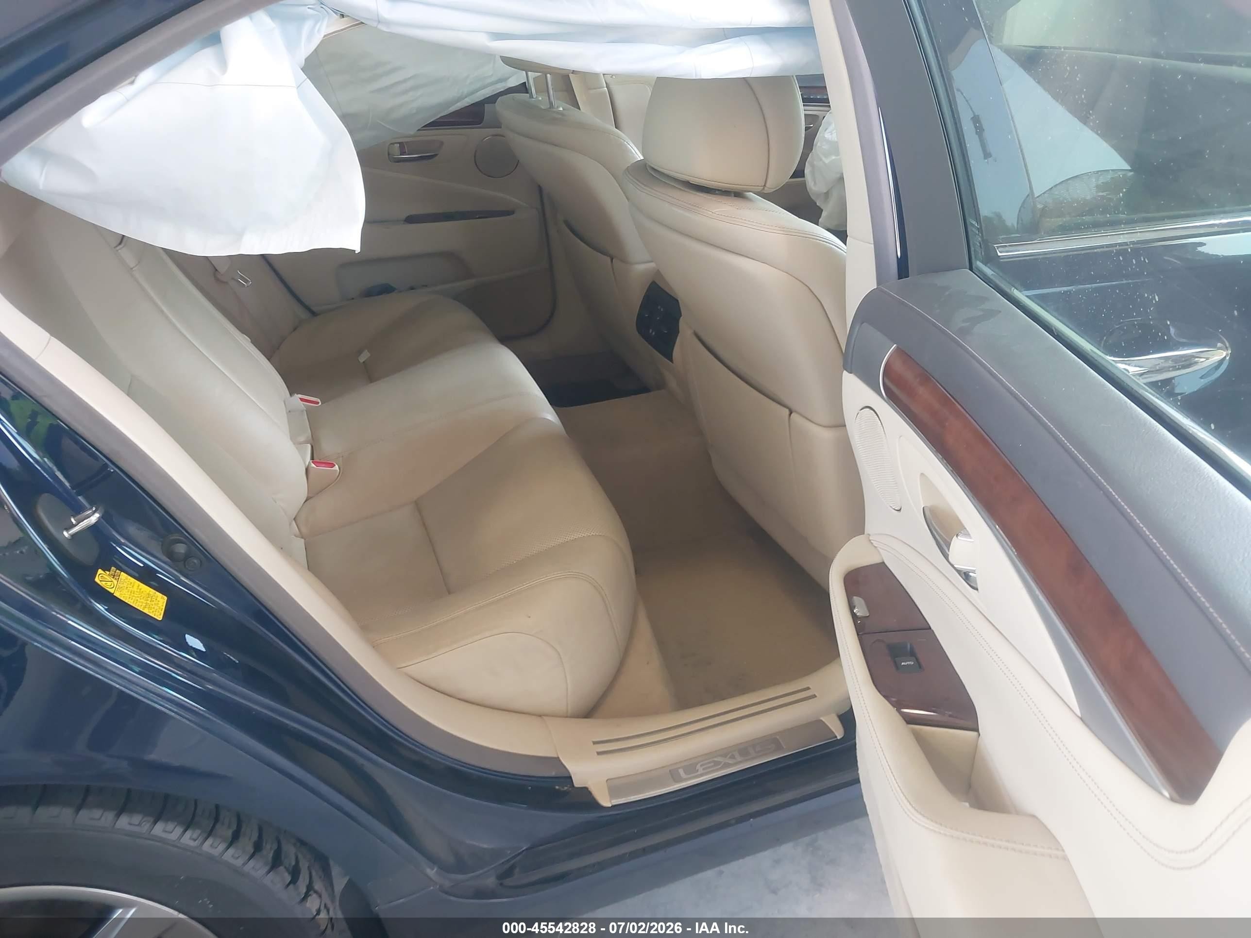 2013 Lexus Ls 460   Синий vin: JTHCL5EF7D5017514