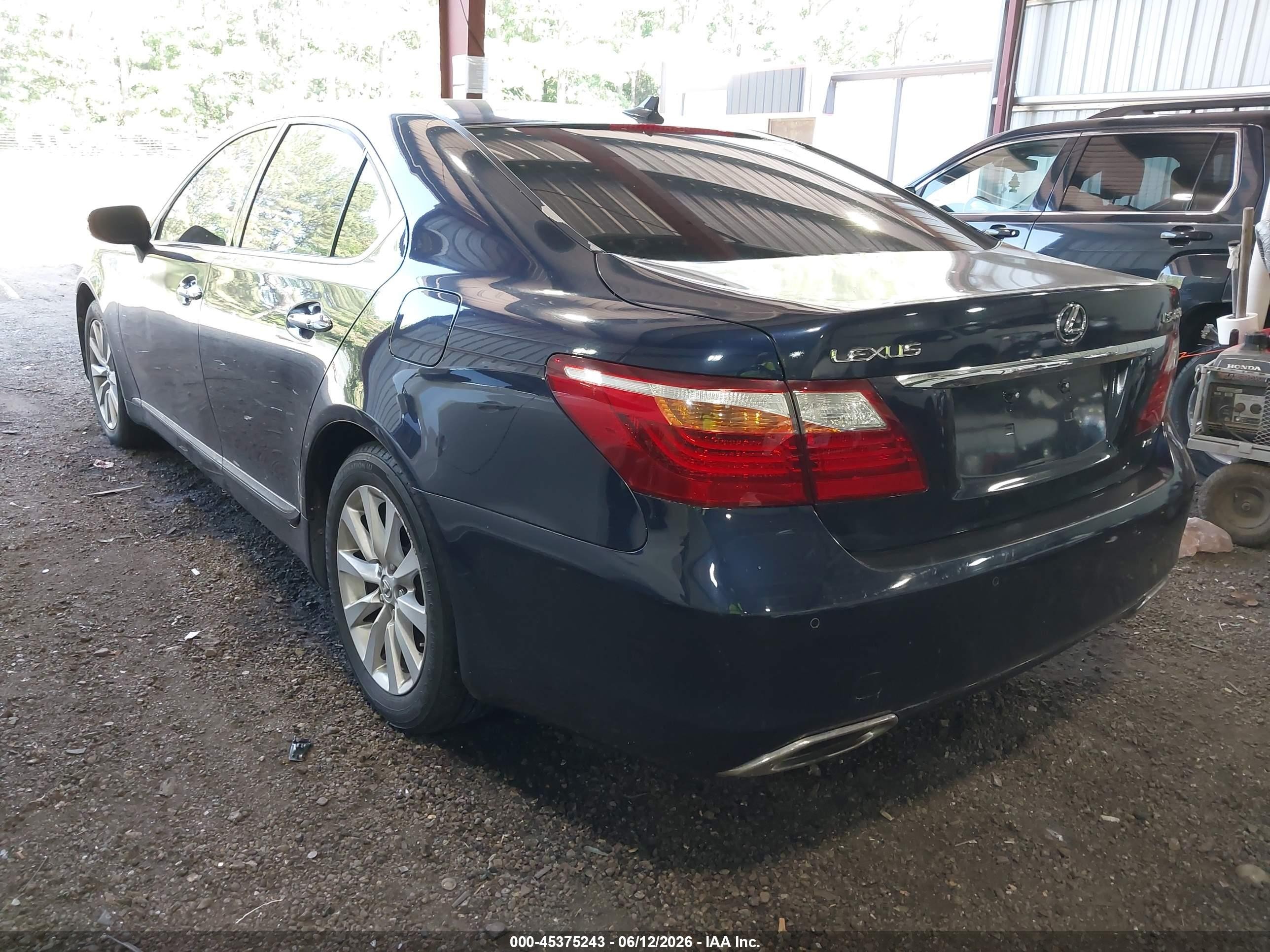 2010 Lexus Ls 460   Blue vin: JTHCL5EF8A5007862