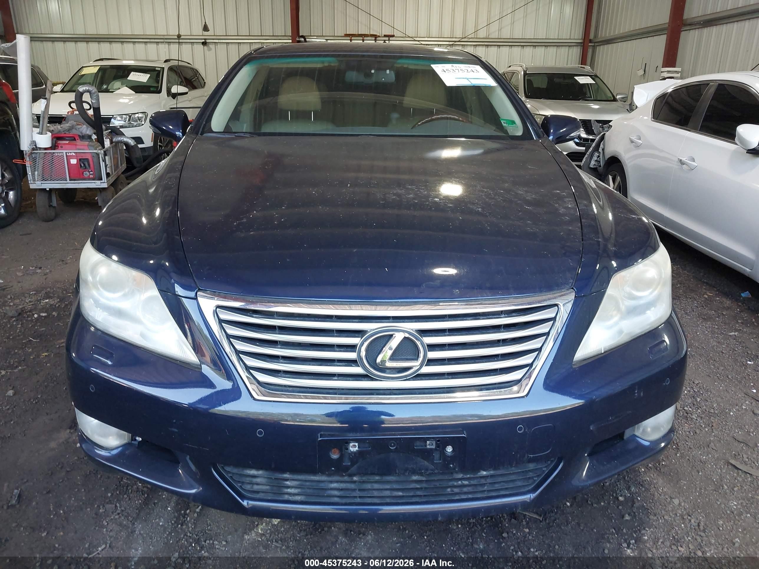 2010 Lexus Ls 460   Blue vin: JTHCL5EF8A5007862