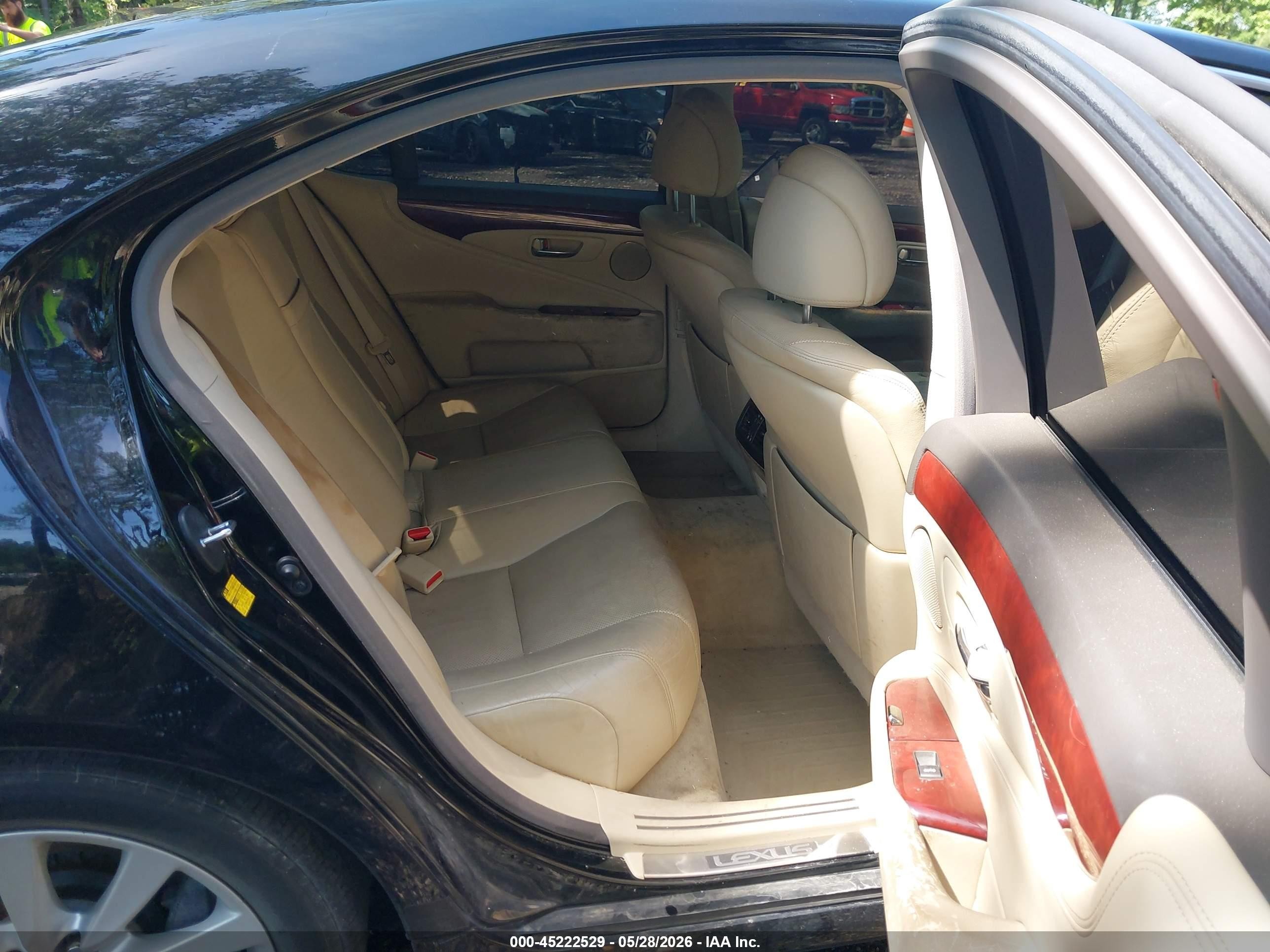 2010 Lexus Ls 460   Black vin: JTHCL5EF8A5008400