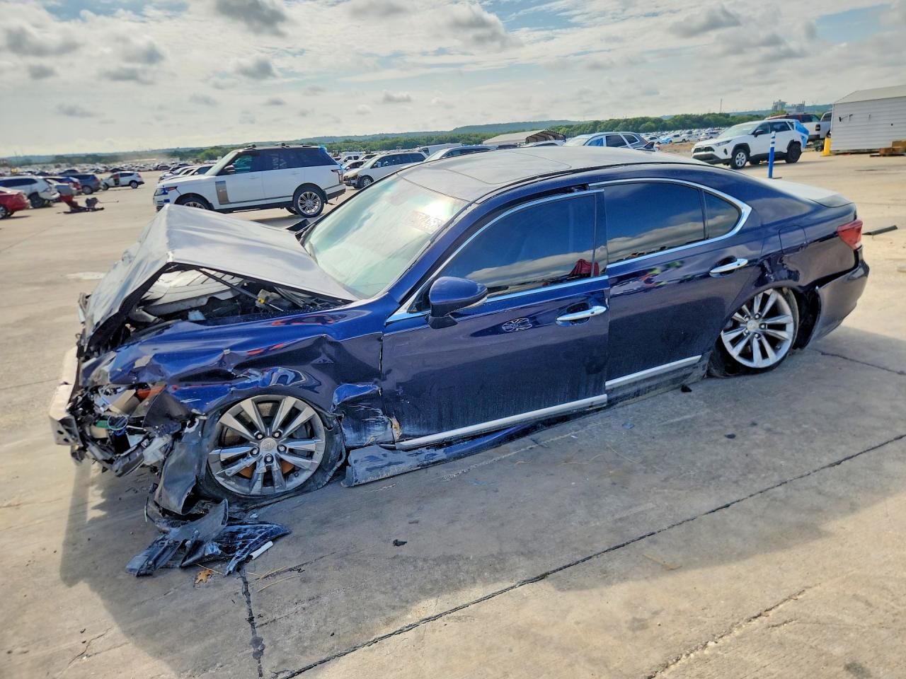 2013 Lexus Ls 460 Blue vin: JTHCL5EF8D5017571