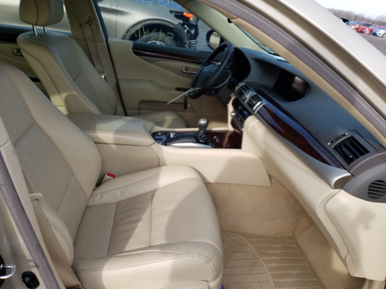 2013 Lexus Ls 460 Beige vin: JTHCL5EF9D5019457