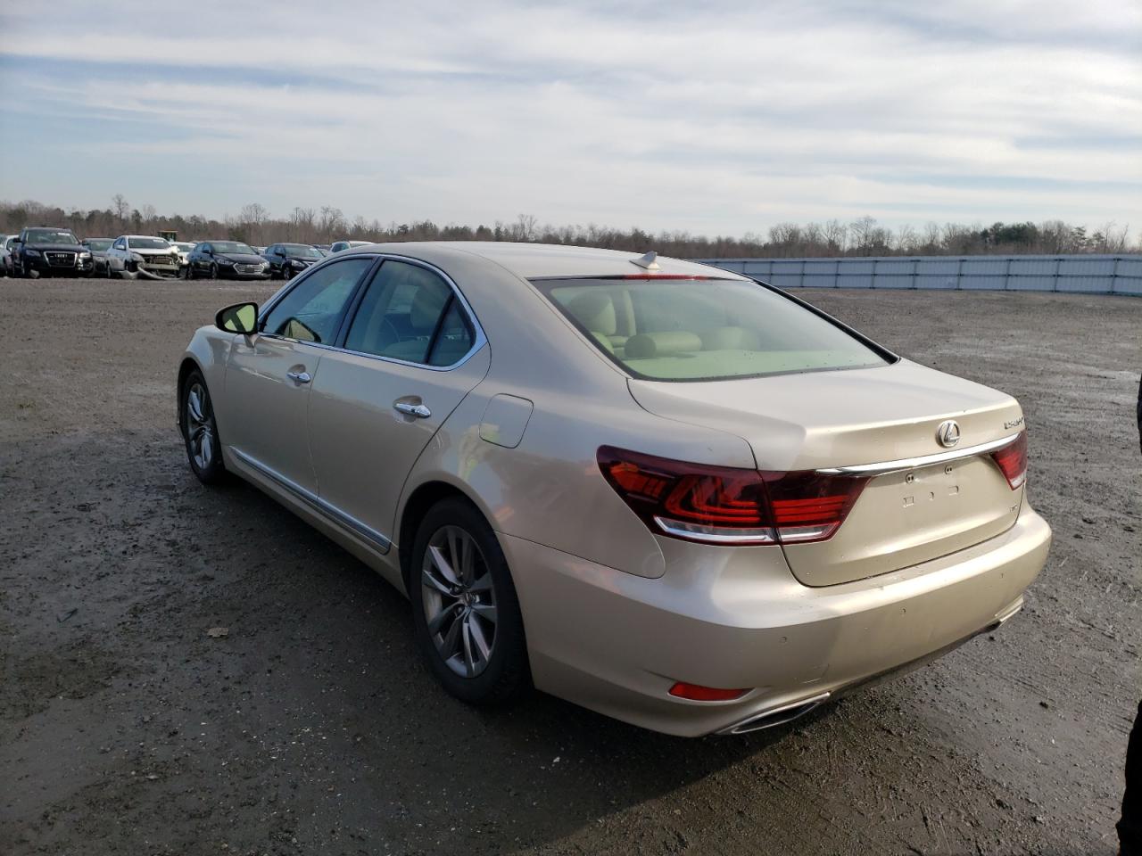 2013 Lexus Ls 460 Beige vin: JTHCL5EF9D5019457