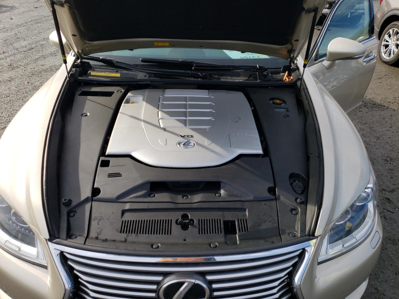 2013 Lexus Ls 460 Beige vin: JTHCL5EF9D5019457
