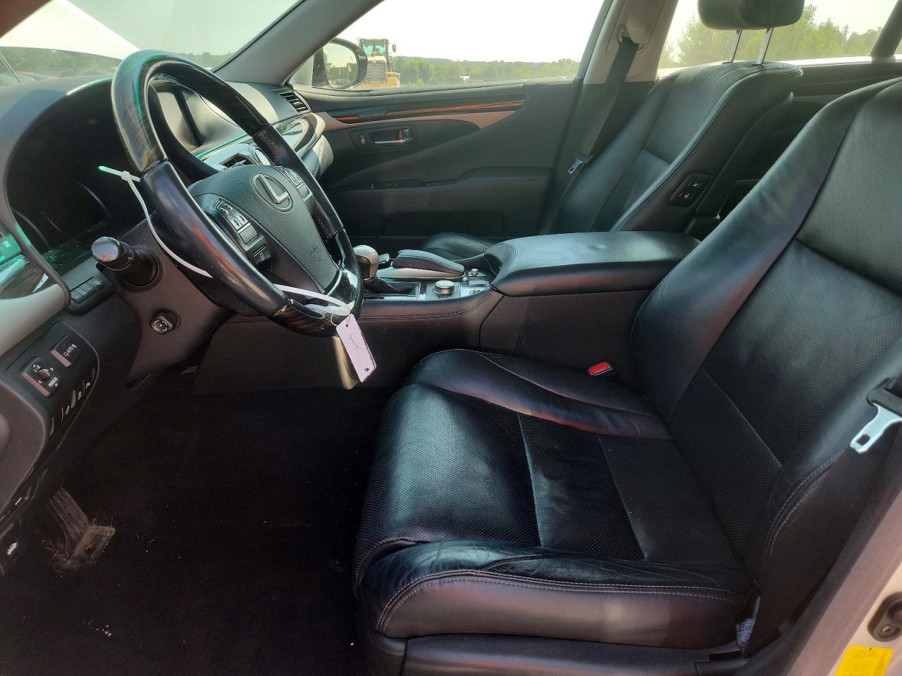 2014 Lexus Ls 460 Серебряный vin: JTHCL5EF9E5021677