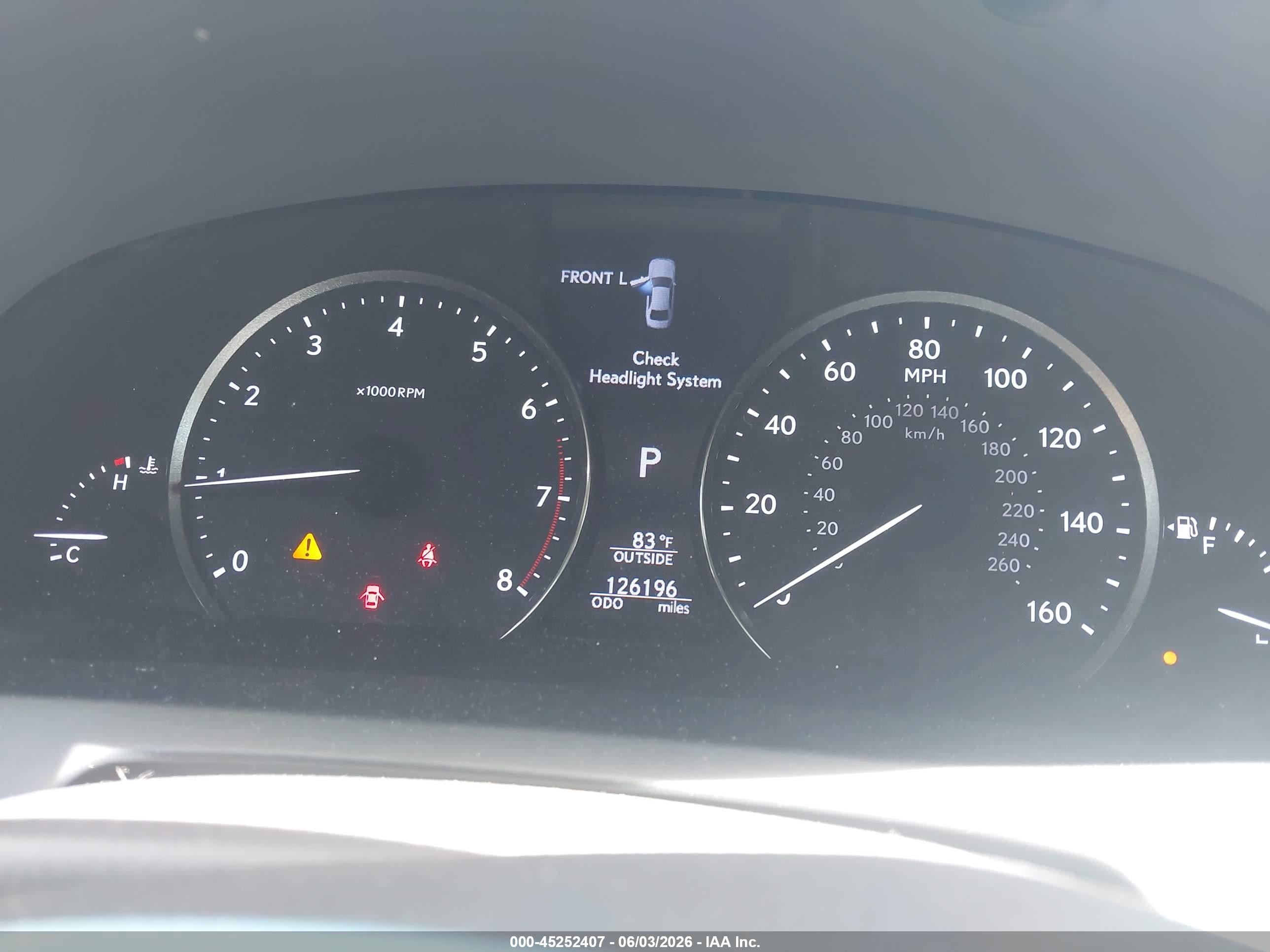 2015 Lexus Ls 460   White vin: JTHCL5EF9F5024810
