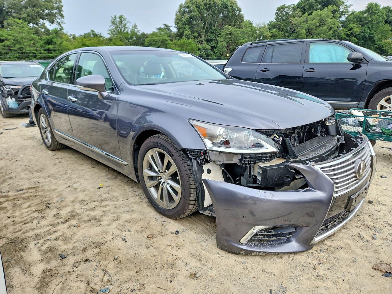 2015 Lexus Ls 460 Charcoal vin: JTHCL5EF9F5025343