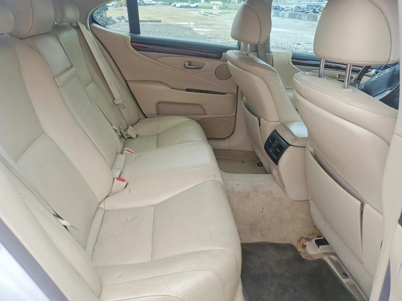 2013 Lexus Ls 460 White vin: JTHCL5EFXD5017507